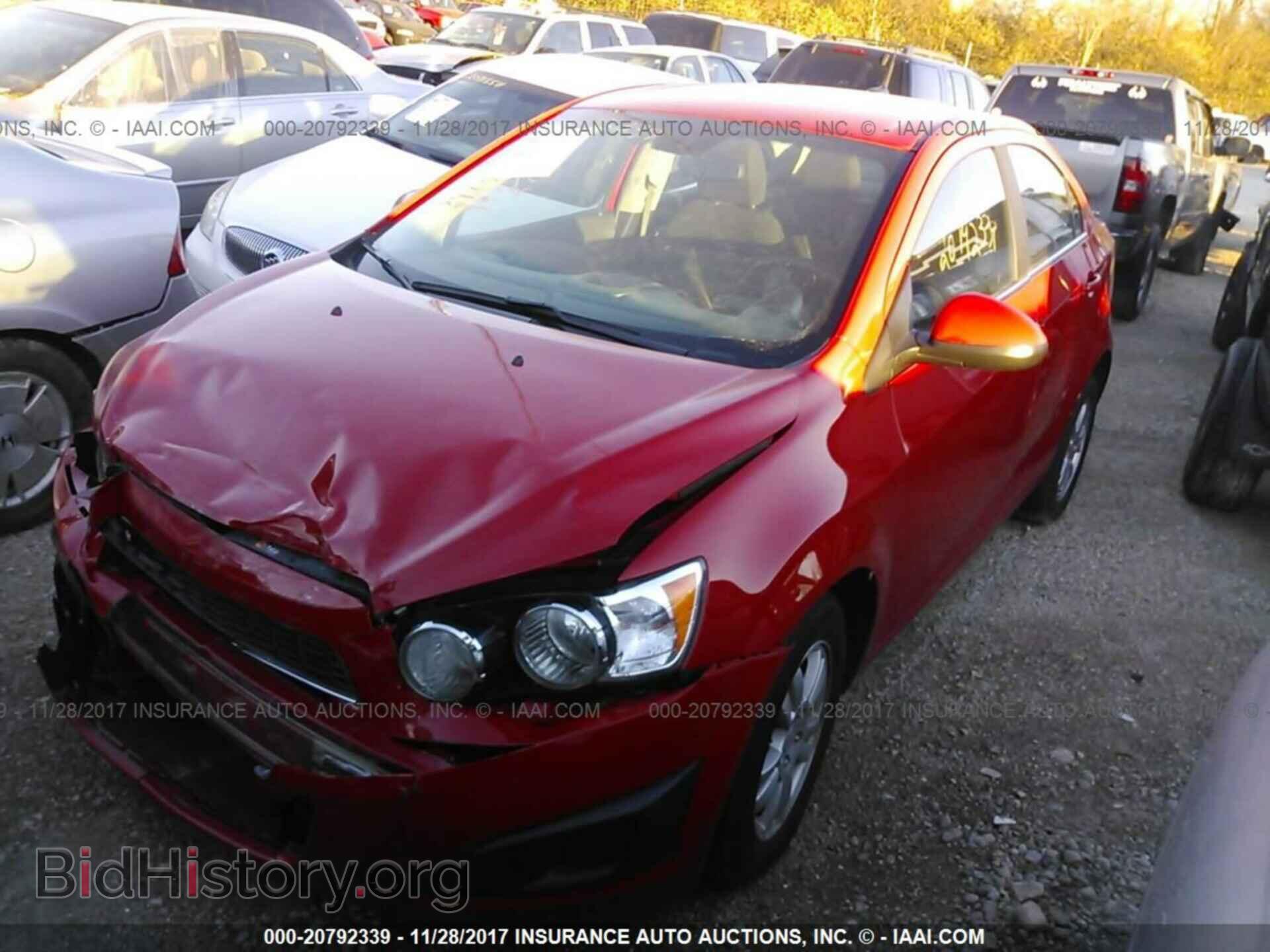2013 Chevrolet Sonic - VIN: 1G1JD5SH8D4216789 - Фото 2