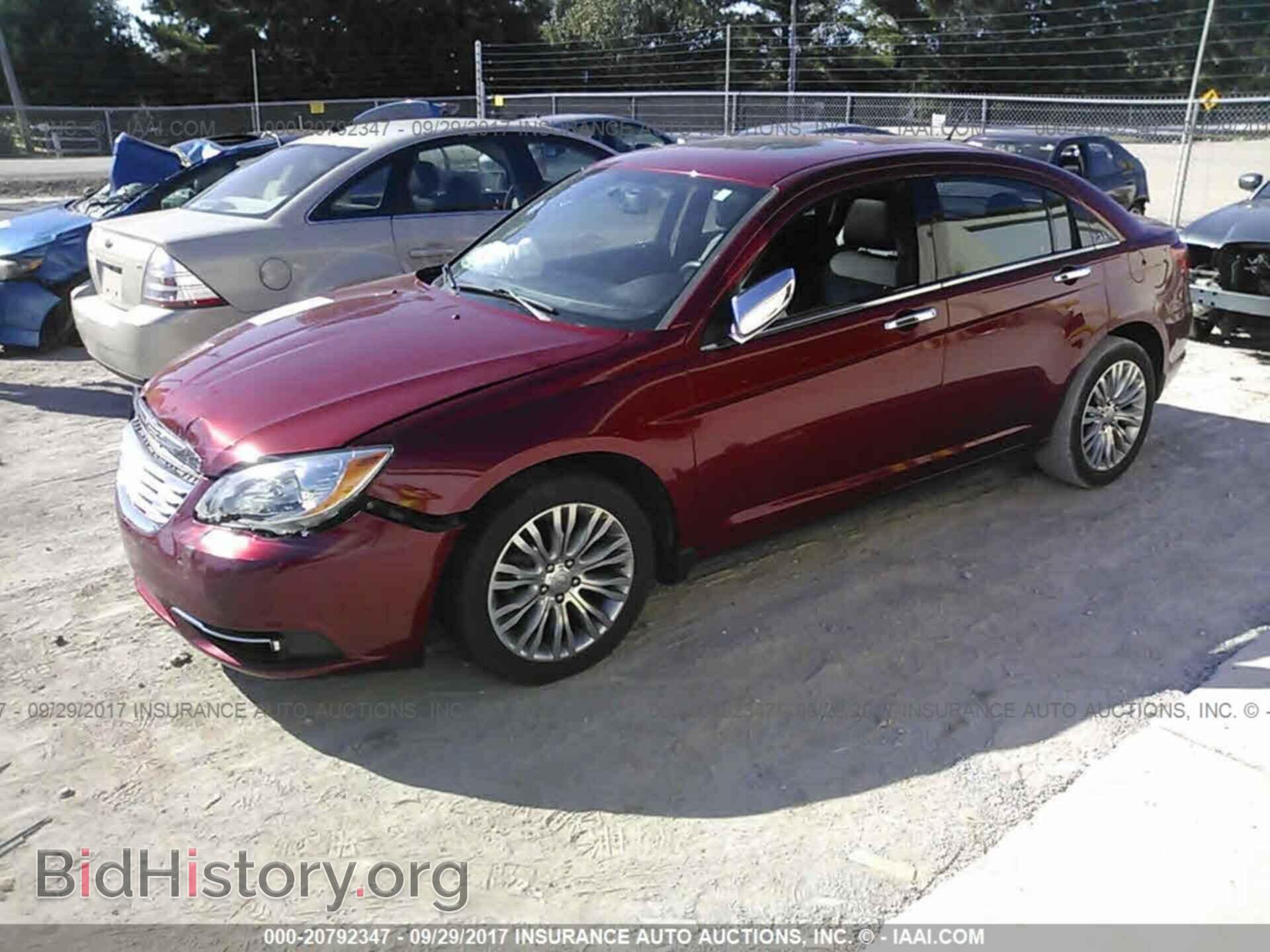 2012 Chrysler 200 - VIN: 1C3CCBCGXCN293152 - Photo 2