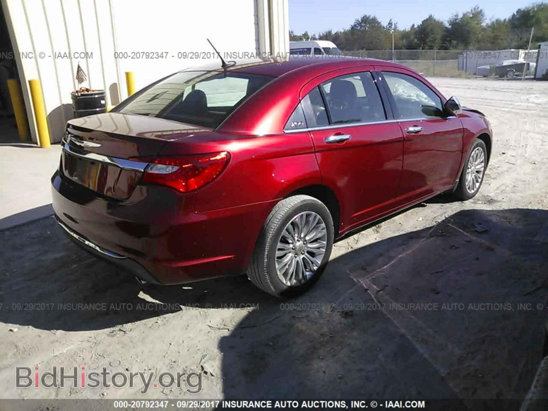 2012 Chrysler 200 - VIN: 1C3CCBCGXCN293152 - Photo 4