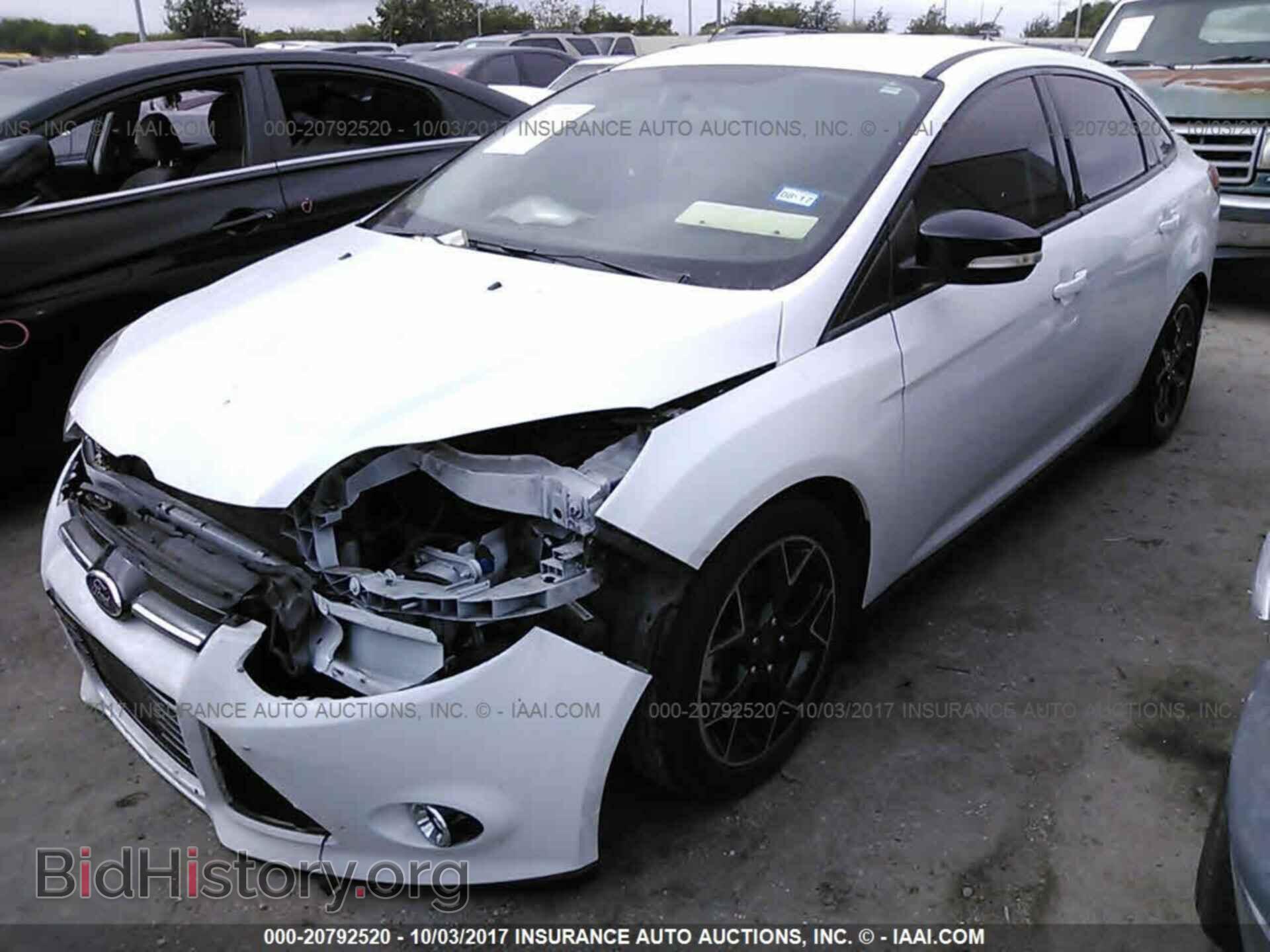 2014 Ford Focus - VIN: 1FADP3F27EL348624 - Фото 2