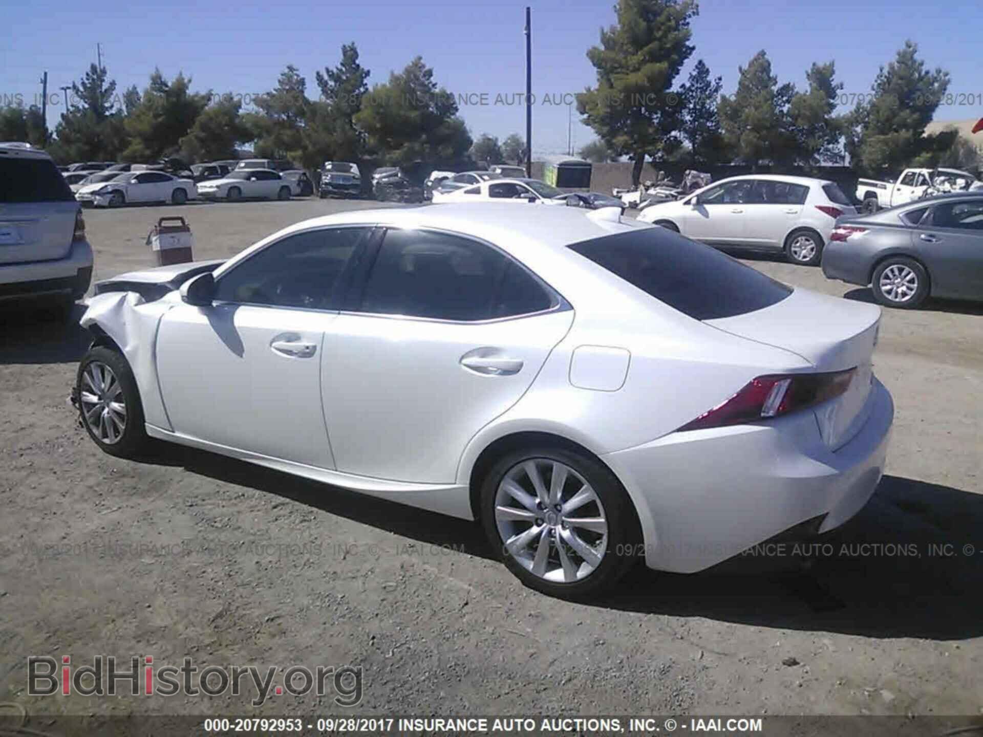 2016 Lexus Is - VIN: JTHBA1D2XG5037060 - Фото 3