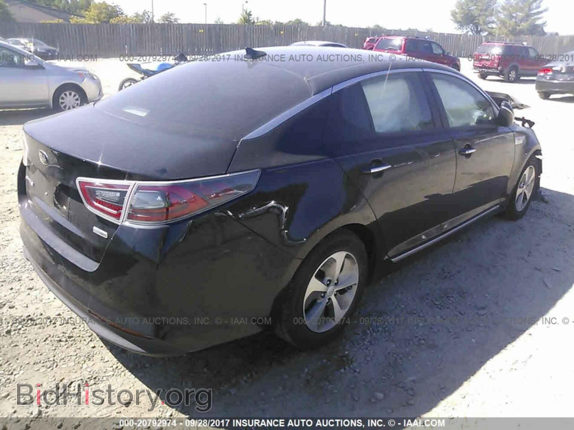2015 Kia Optima - VIN: KNAGM4AD6F5082479 - Photo 4