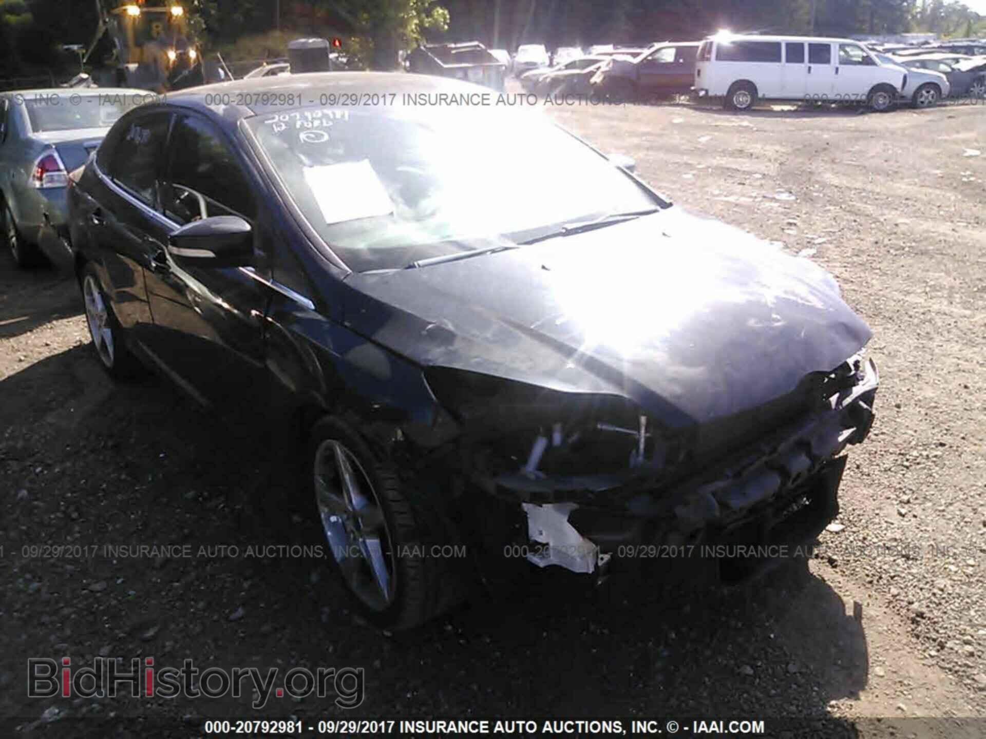 Photo 1FAHP3J27CL345731 - Ford Focus 2012