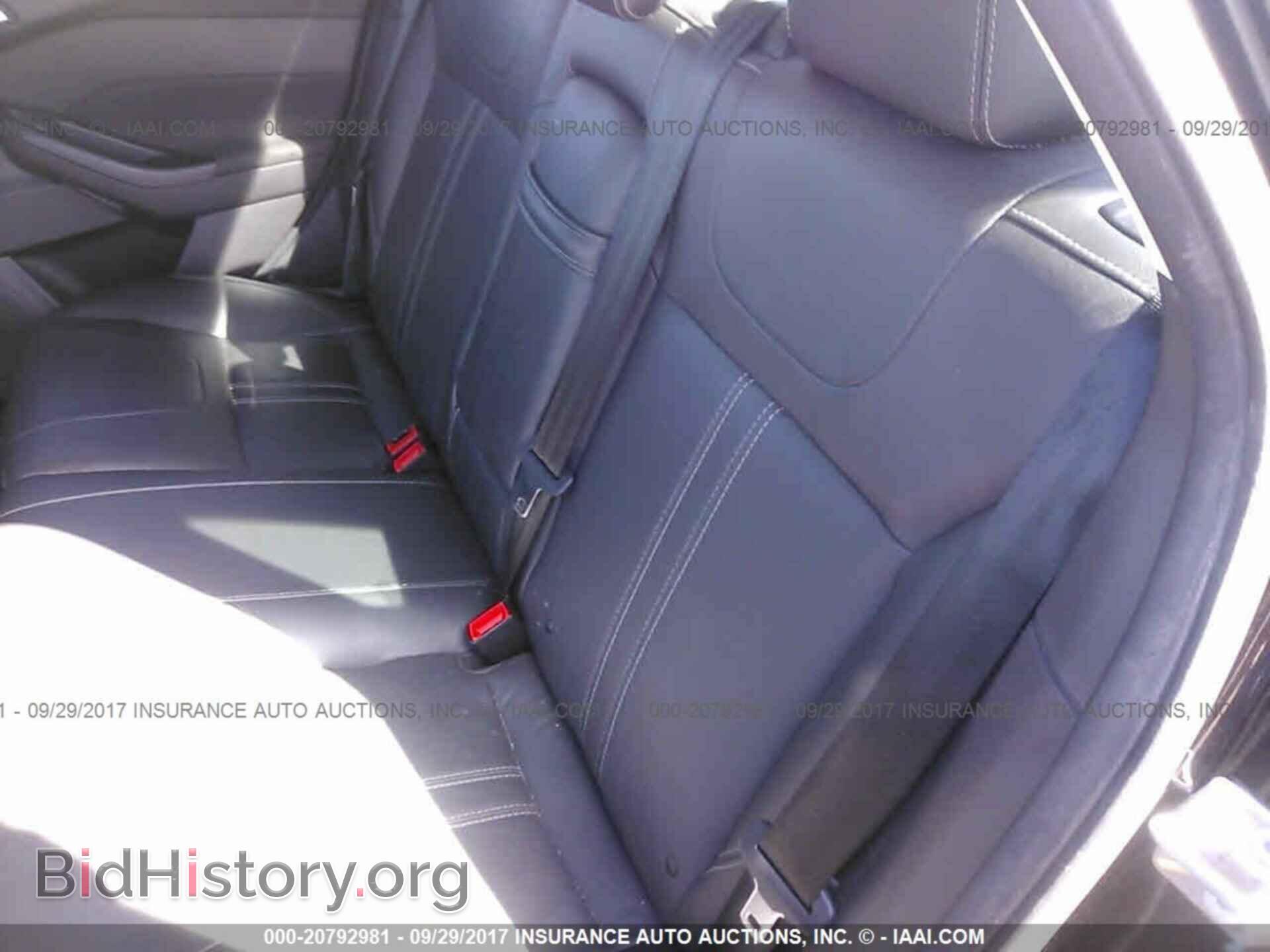 2012 Ford Focus - VIN: 1FAHP3J27CL345731 - Photo 8