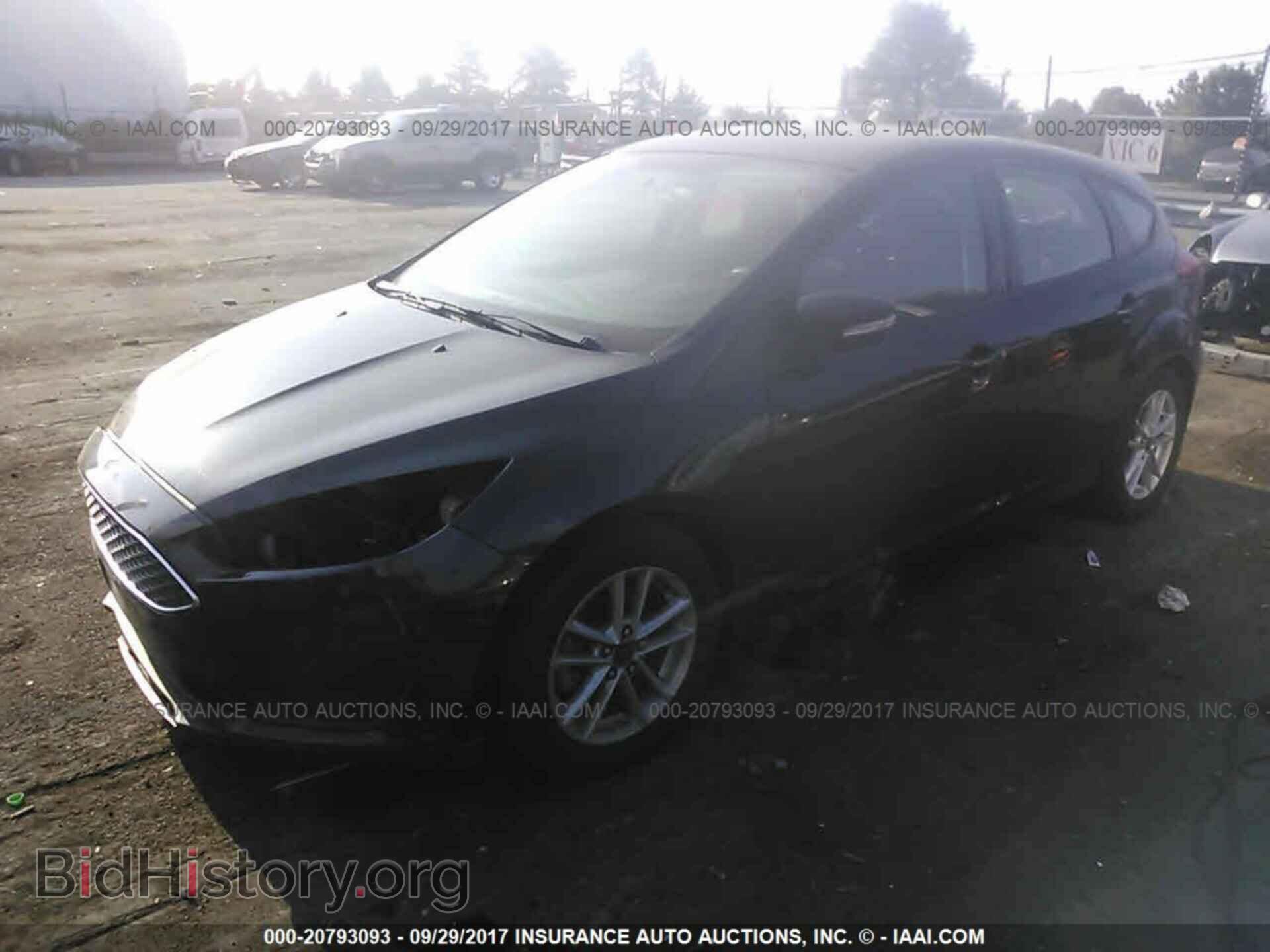 2015 Ford Focus - VIN: 1FADP3K24FL288325 - Photo 2