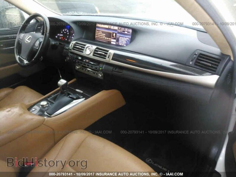 2013 Lexus LS (VIN JTHCL5EF2D5018540) — фото 5 из 10