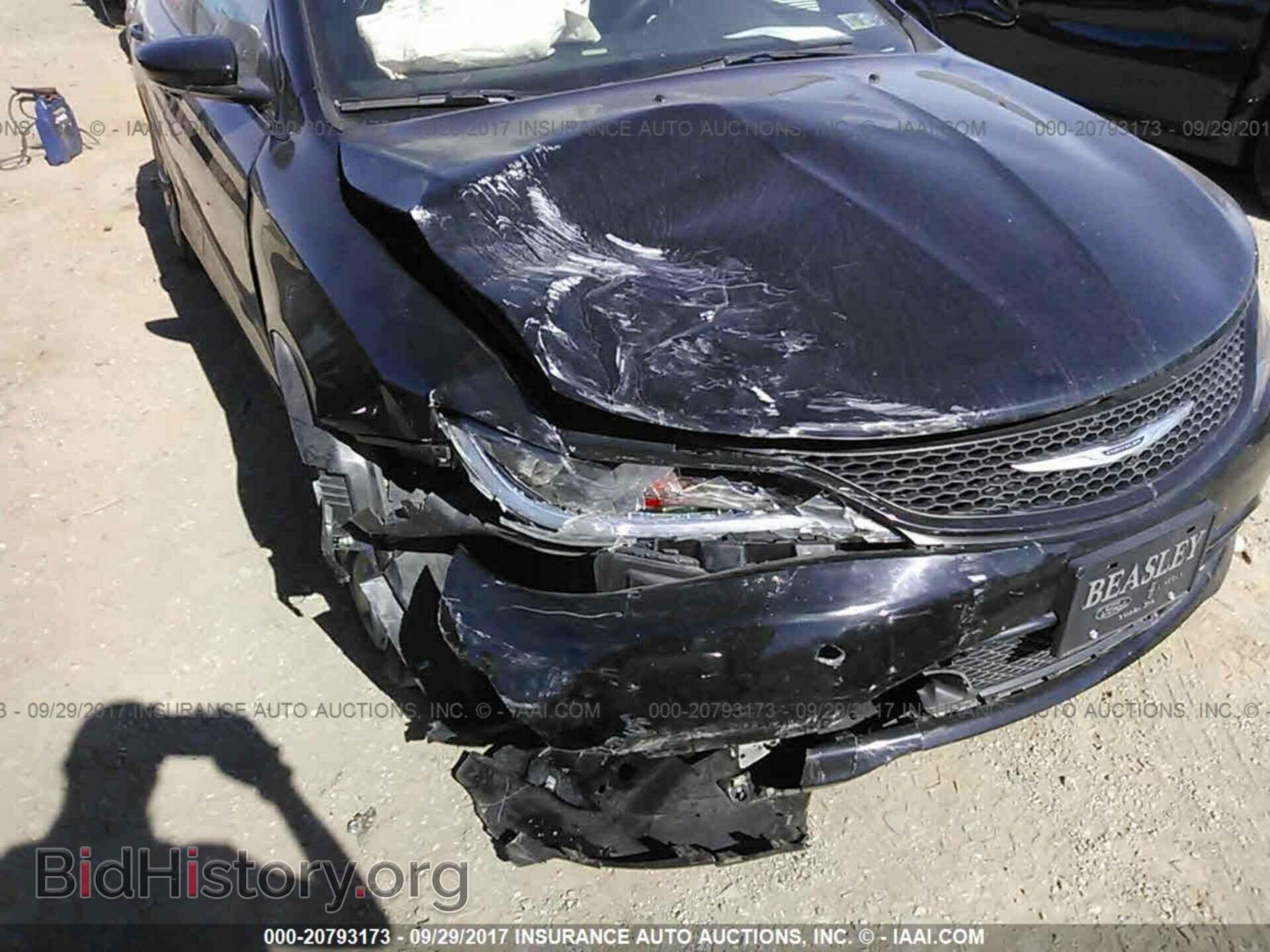 2015 Chrysler 200 - VIN: 1C3CCCBG9FN759455 - Photo 6