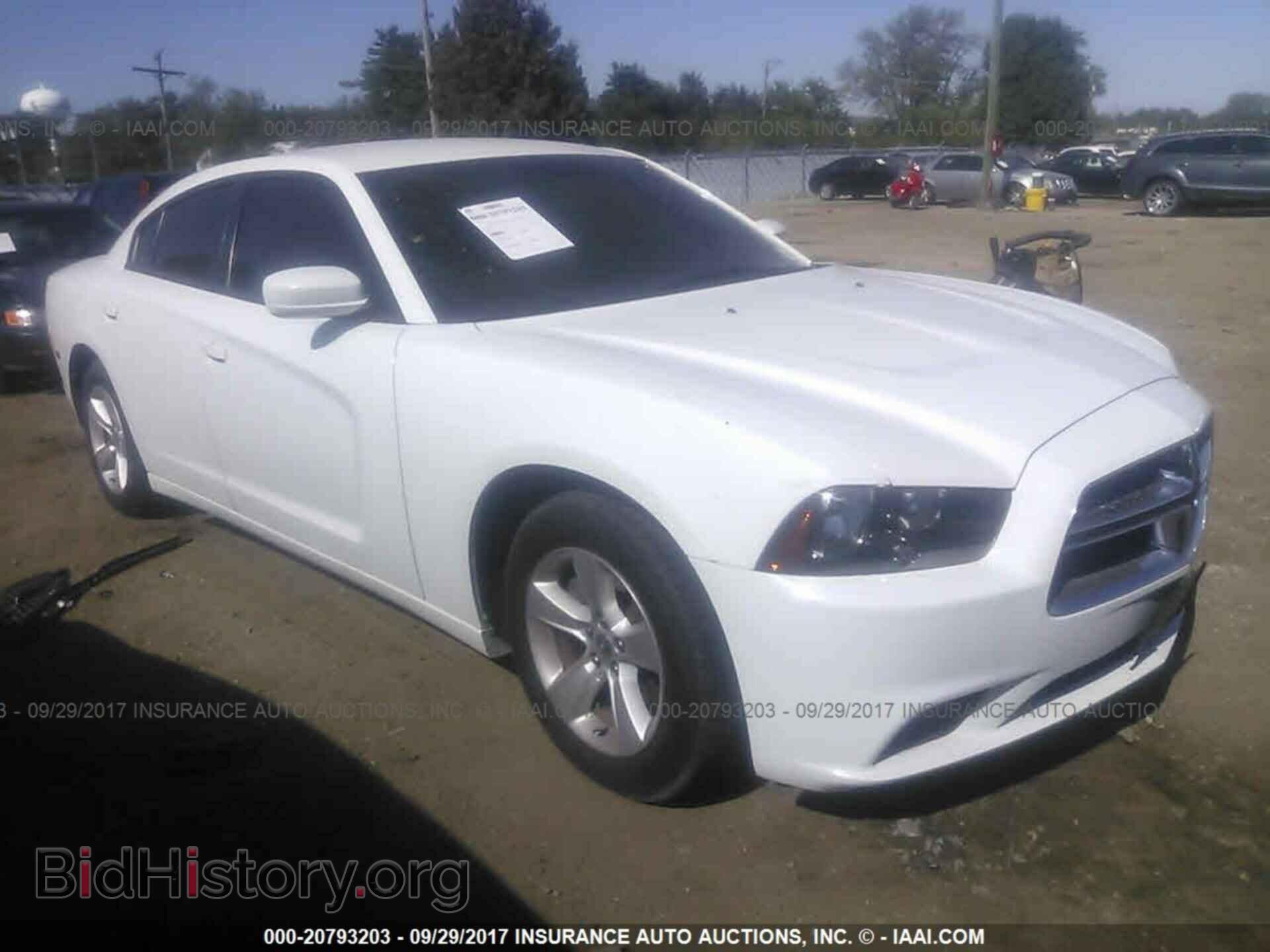 Photo 2C3CDXBG7CH177637 - Dodge Charger 2012