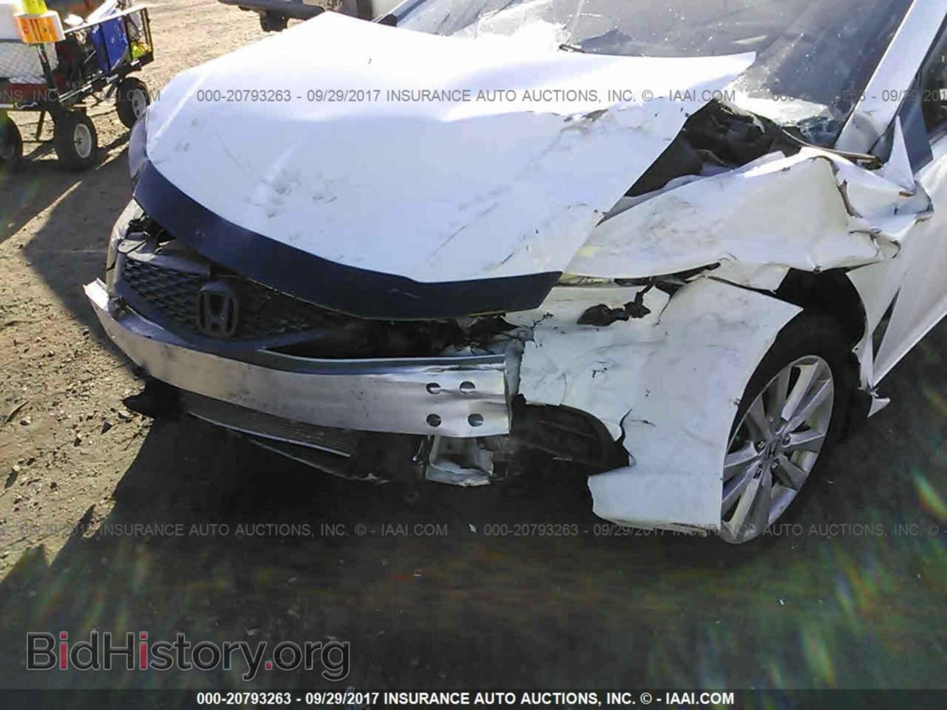 2012 Honda Civic - VIN: 2HGFG3B81CH535558 - Photo 6