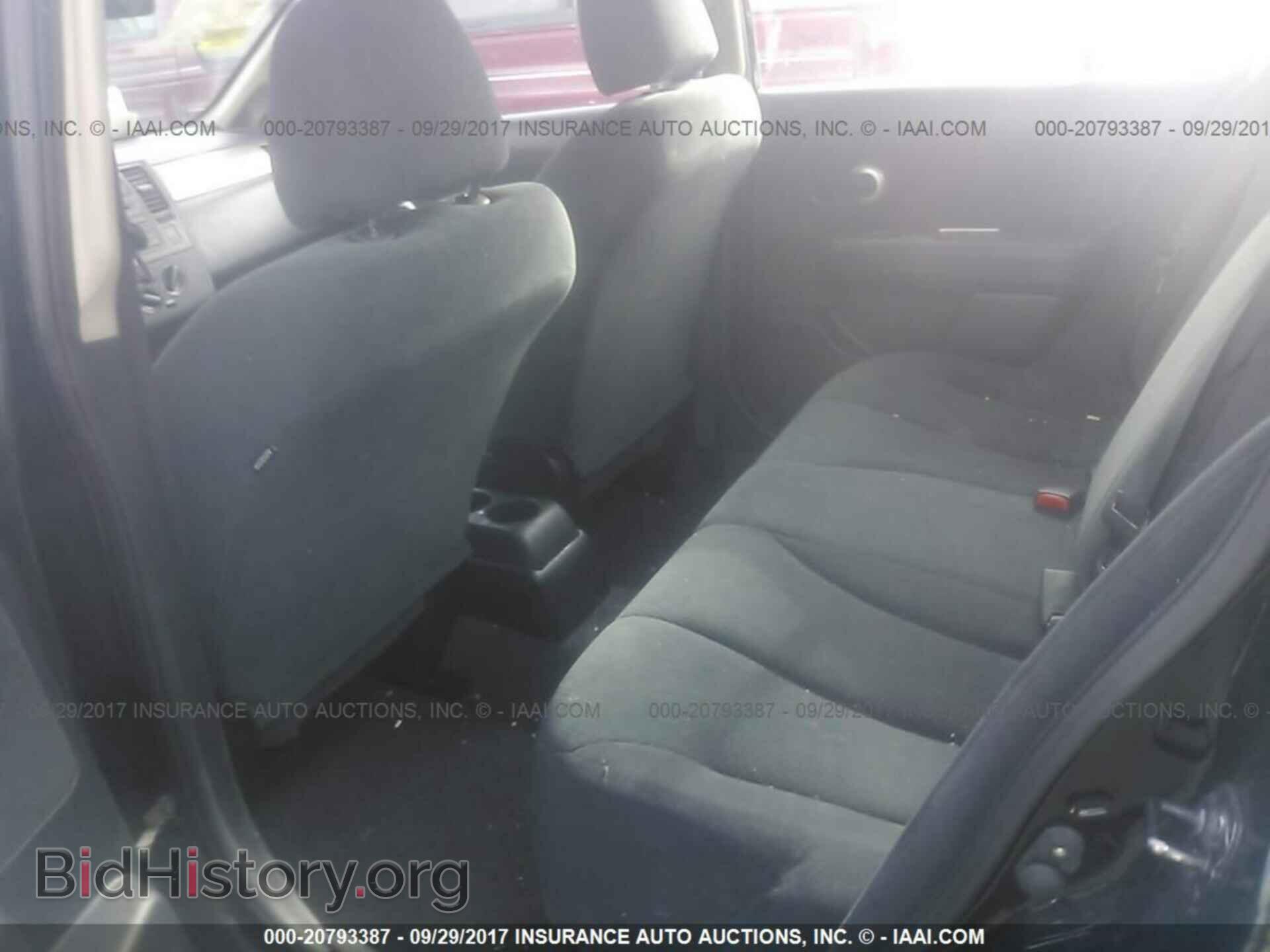 2011 Nissan Versa - VIN: 3N1BC1CP0BL439836 - Фото 8