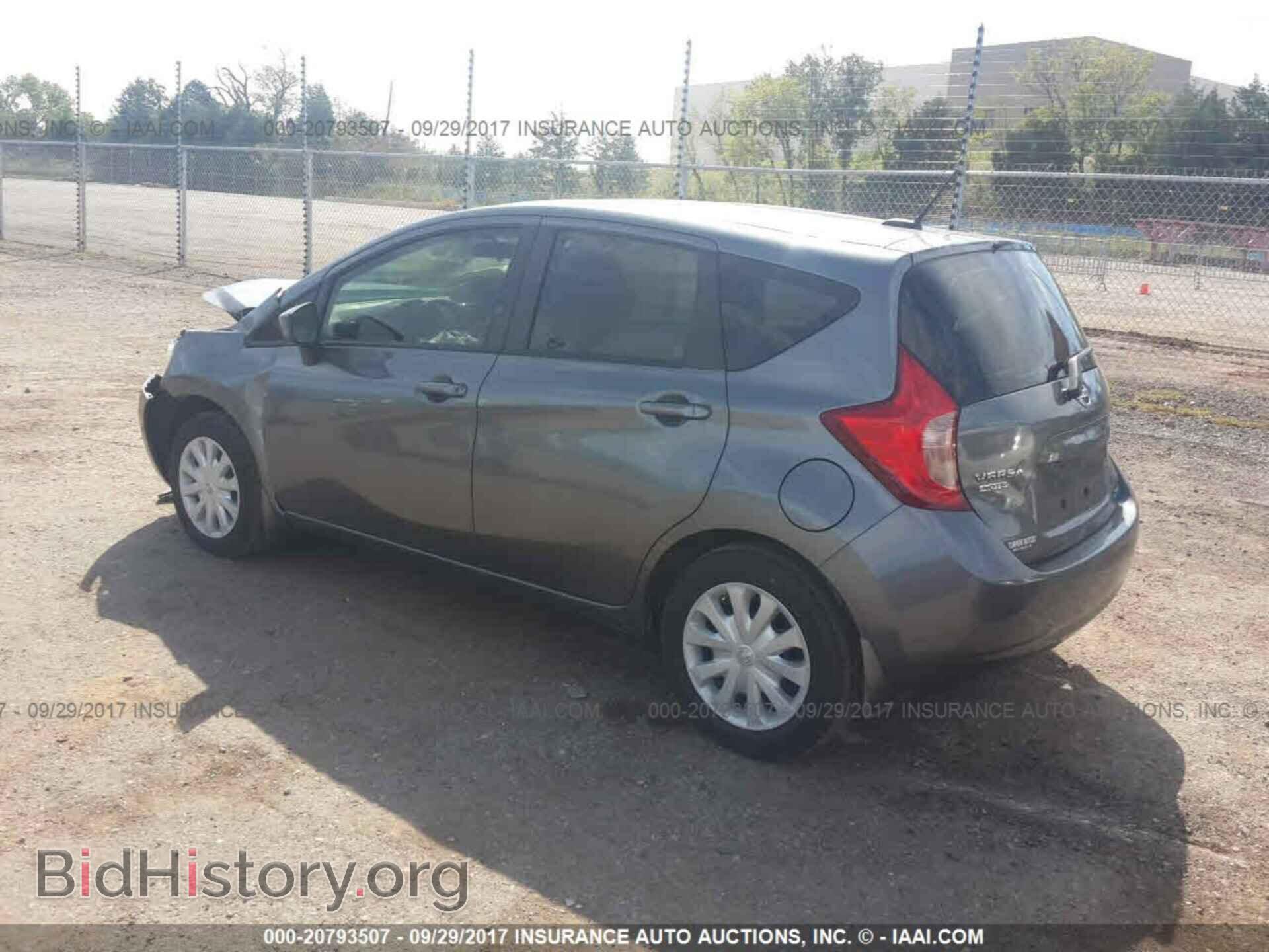 2016 Nissan Versa note - VIN: 3N1CE2CPXGL379995 - Фото 3