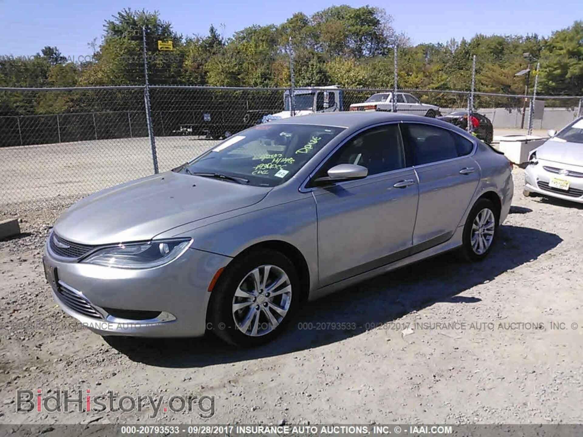 2016 Chrysler 200 - VIN: 1C3CCCAB3GN145170 - Photo 2
