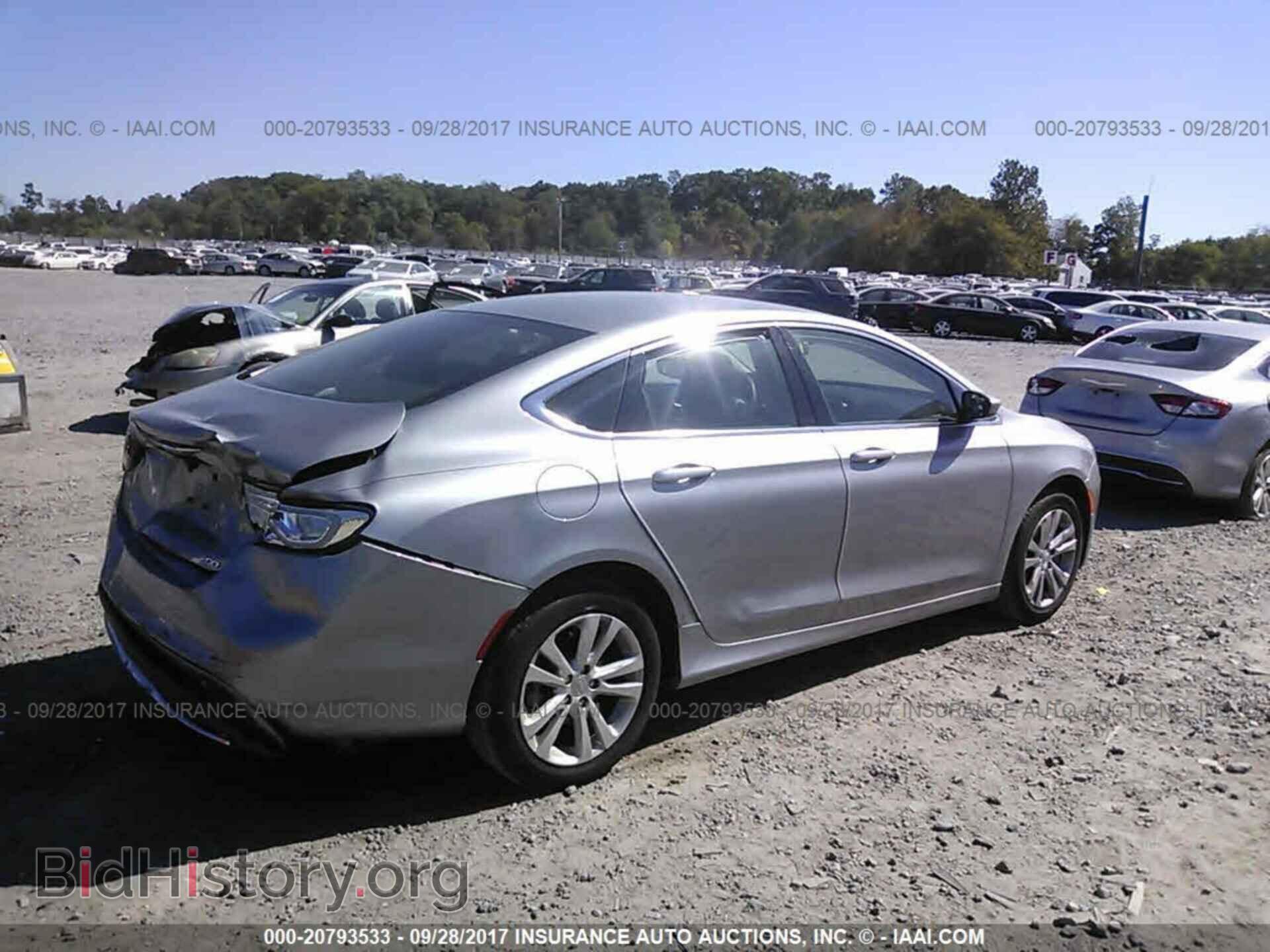 2016 Chrysler 200 - VIN: 1C3CCCAB3GN145170 - Photo 4