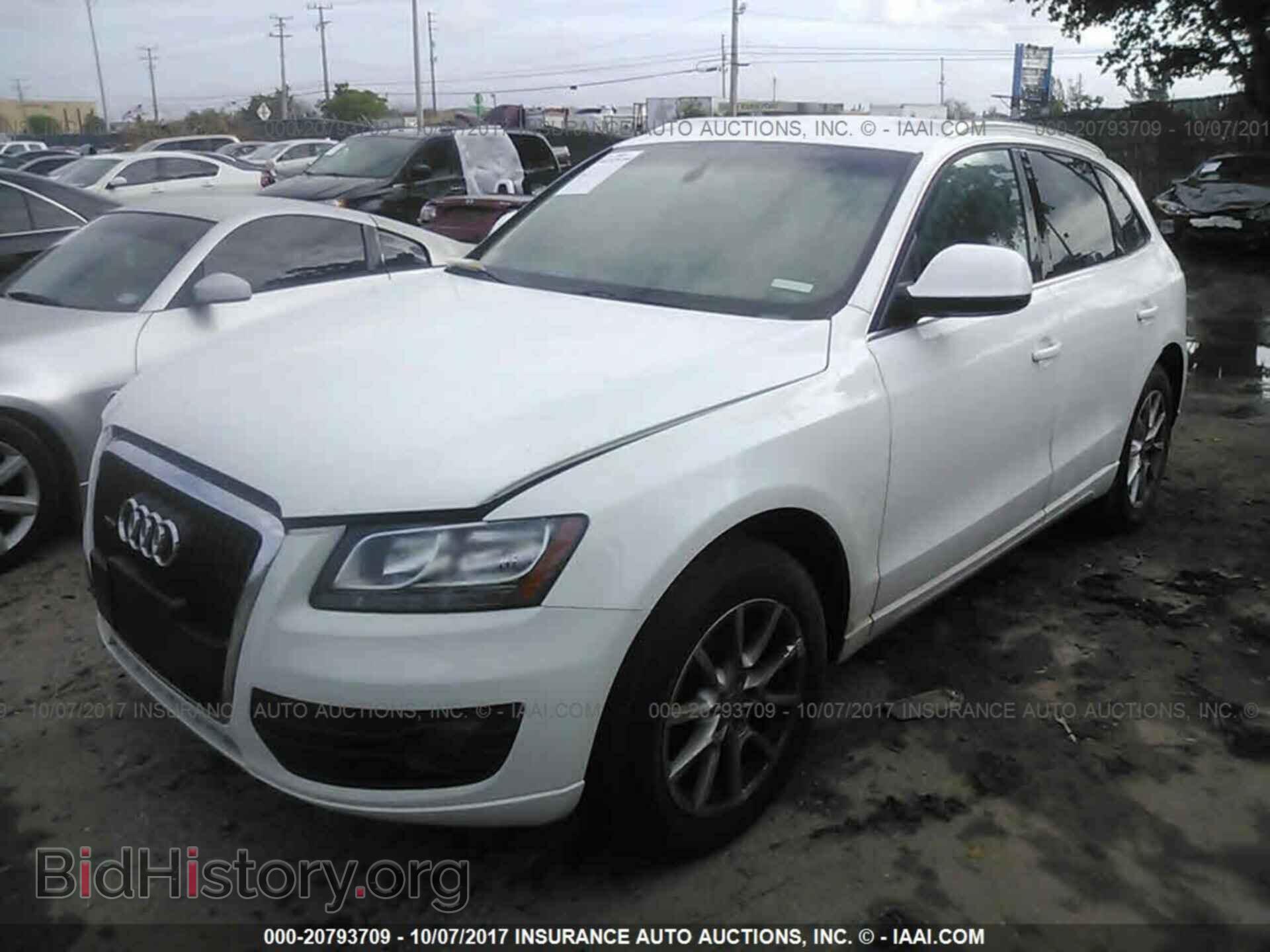 2012 Audi Q5 - VIN: WA1CFAFP6CA092570 - Фото 2
