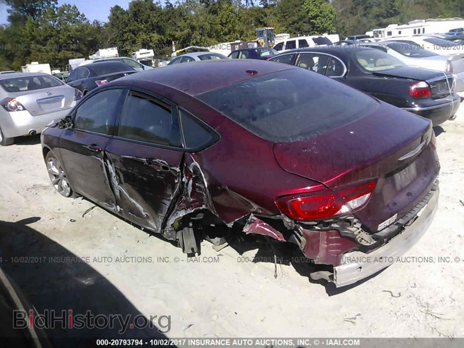 2015 Chrysler 200 - VIN: 1C3CCCBB0FN663900 - Фото 3