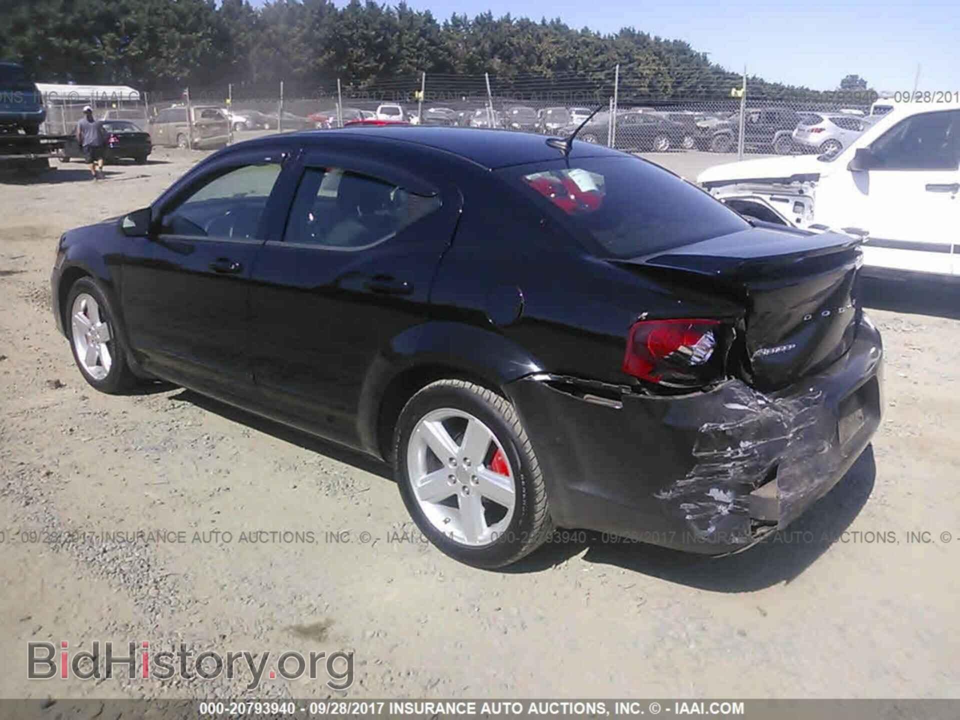 2013 Dodge Avenger - VIN: 1C3CDZAB8DN643215 - Photo 3