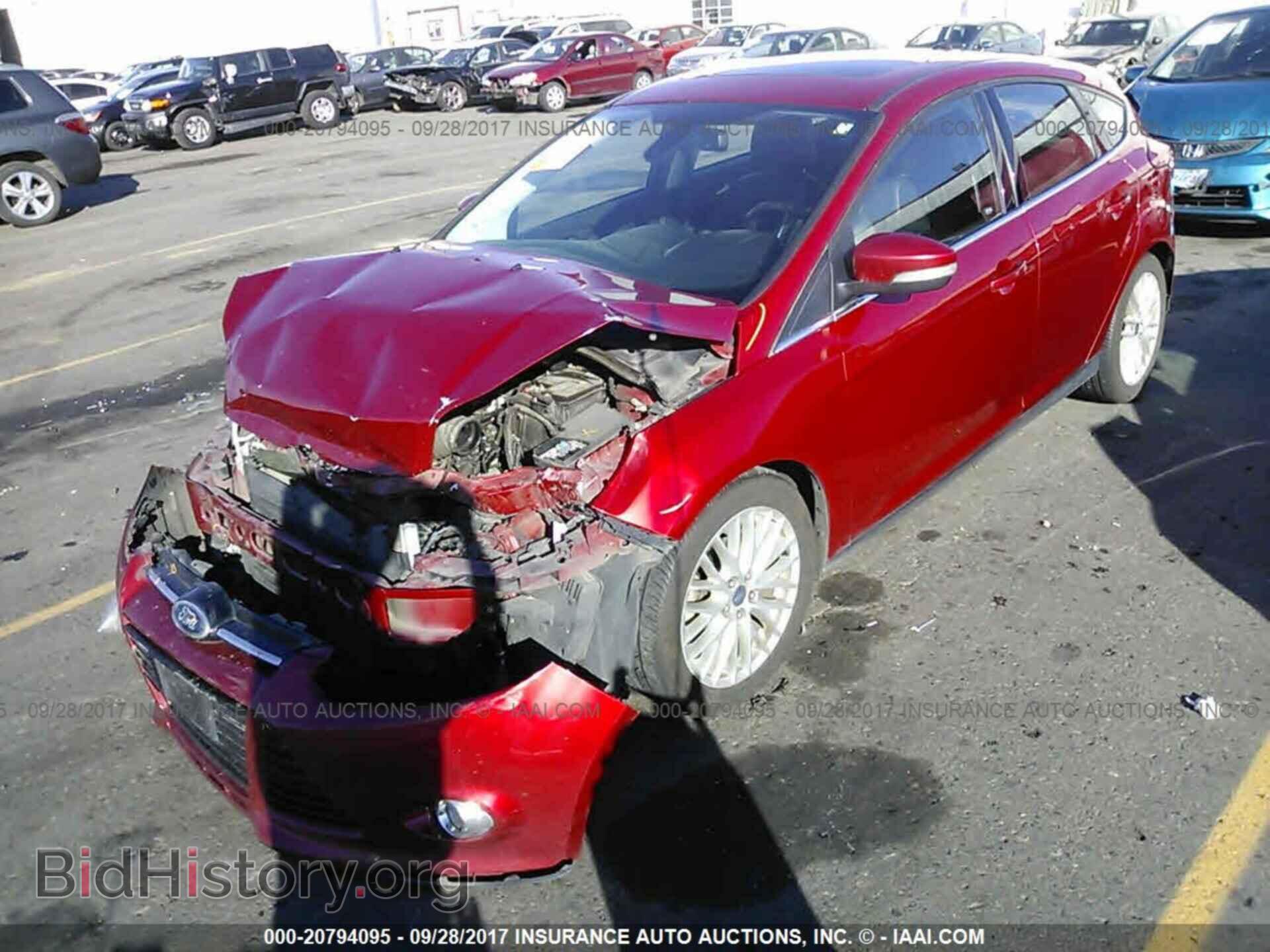 2012 Ford Focus - VIN: 1FAHP3M21CL453094 - Фото 2