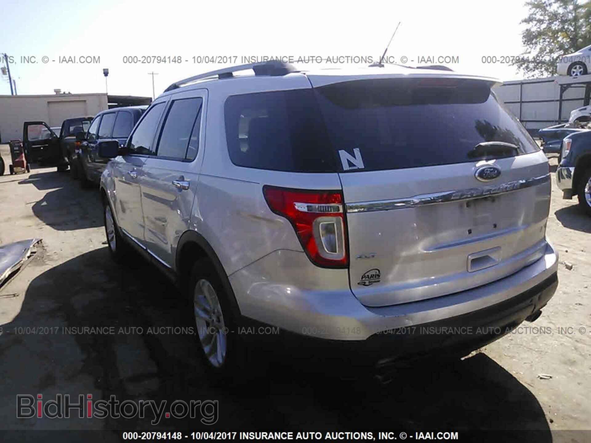 2012 Ford Explorer - VIN: 1FMHK7D86CGA79395 - Фото 3