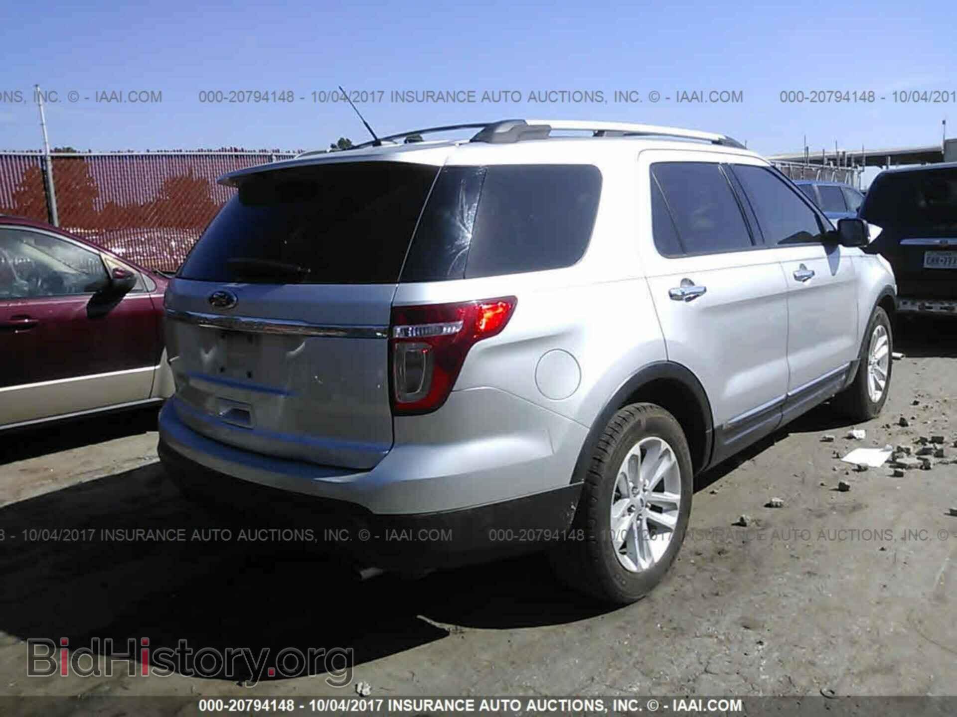 2012 Ford Explorer - VIN: 1FMHK7D86CGA79395 - Фото 4