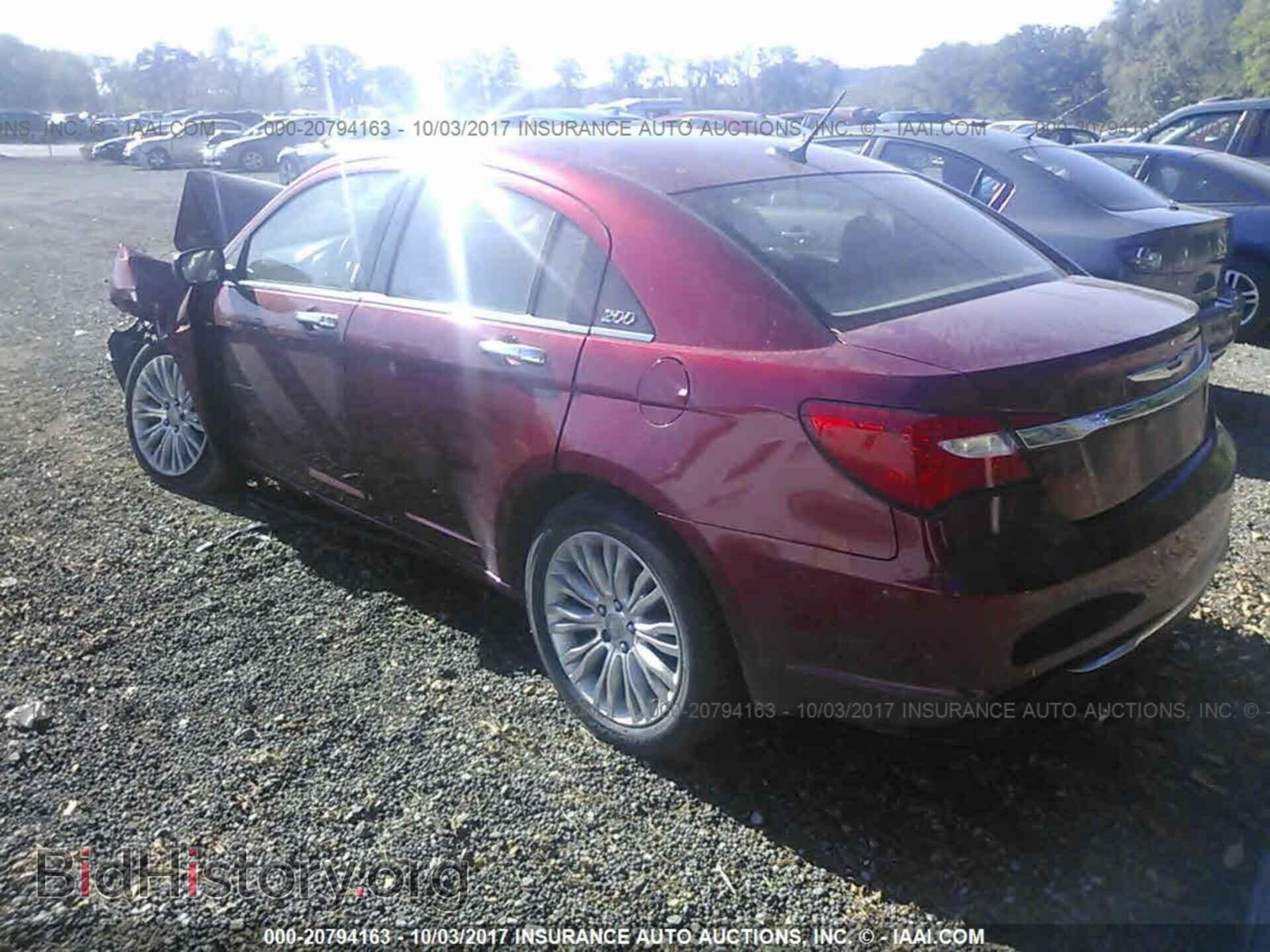 2011 Chrysler 200 - VIN: 1C3BC2FG1BN594205 - Photo 3