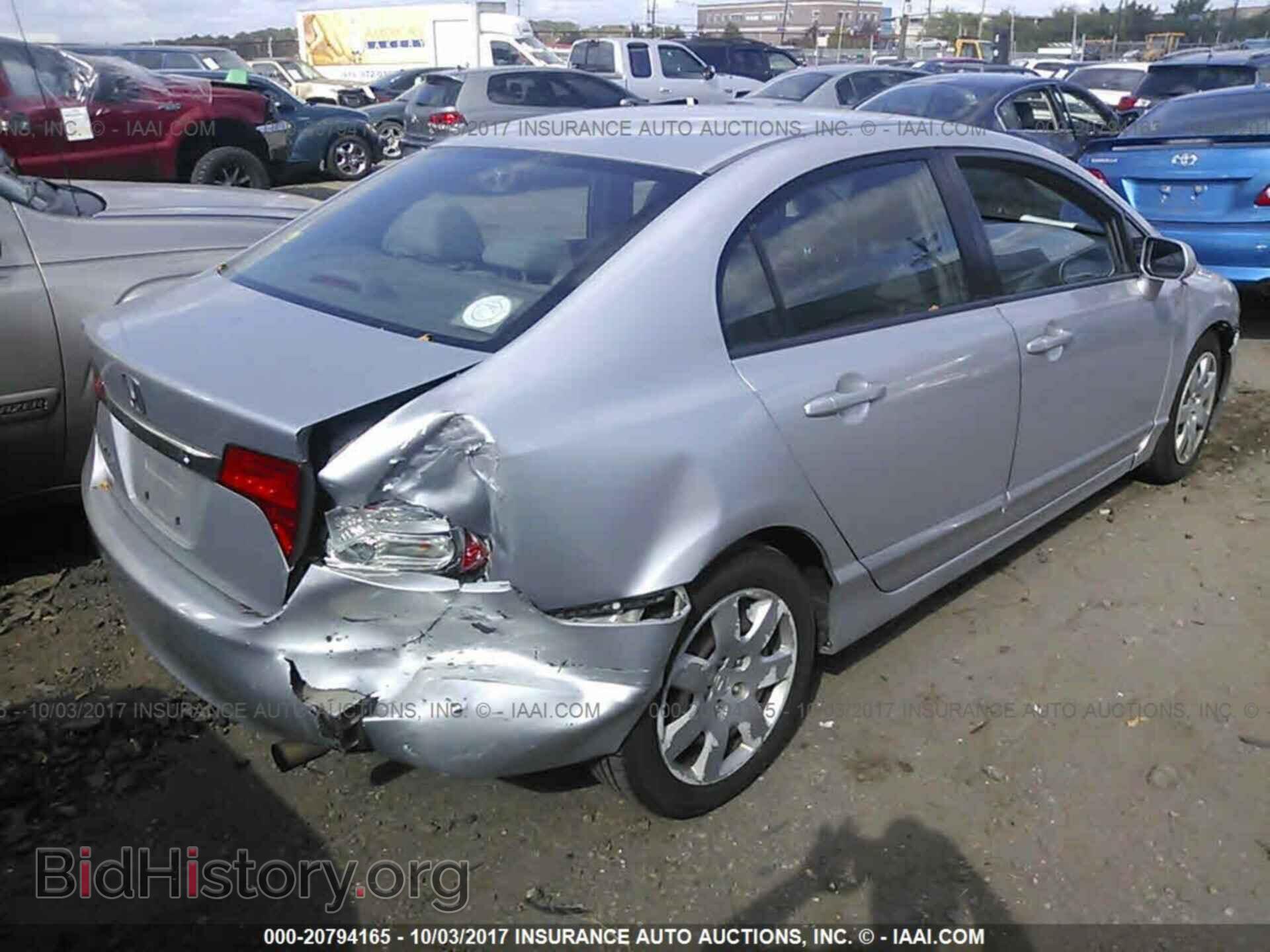 2011 Honda CIVIC (VIN 2HGFA1F53BH305170) — фото 4 из 10