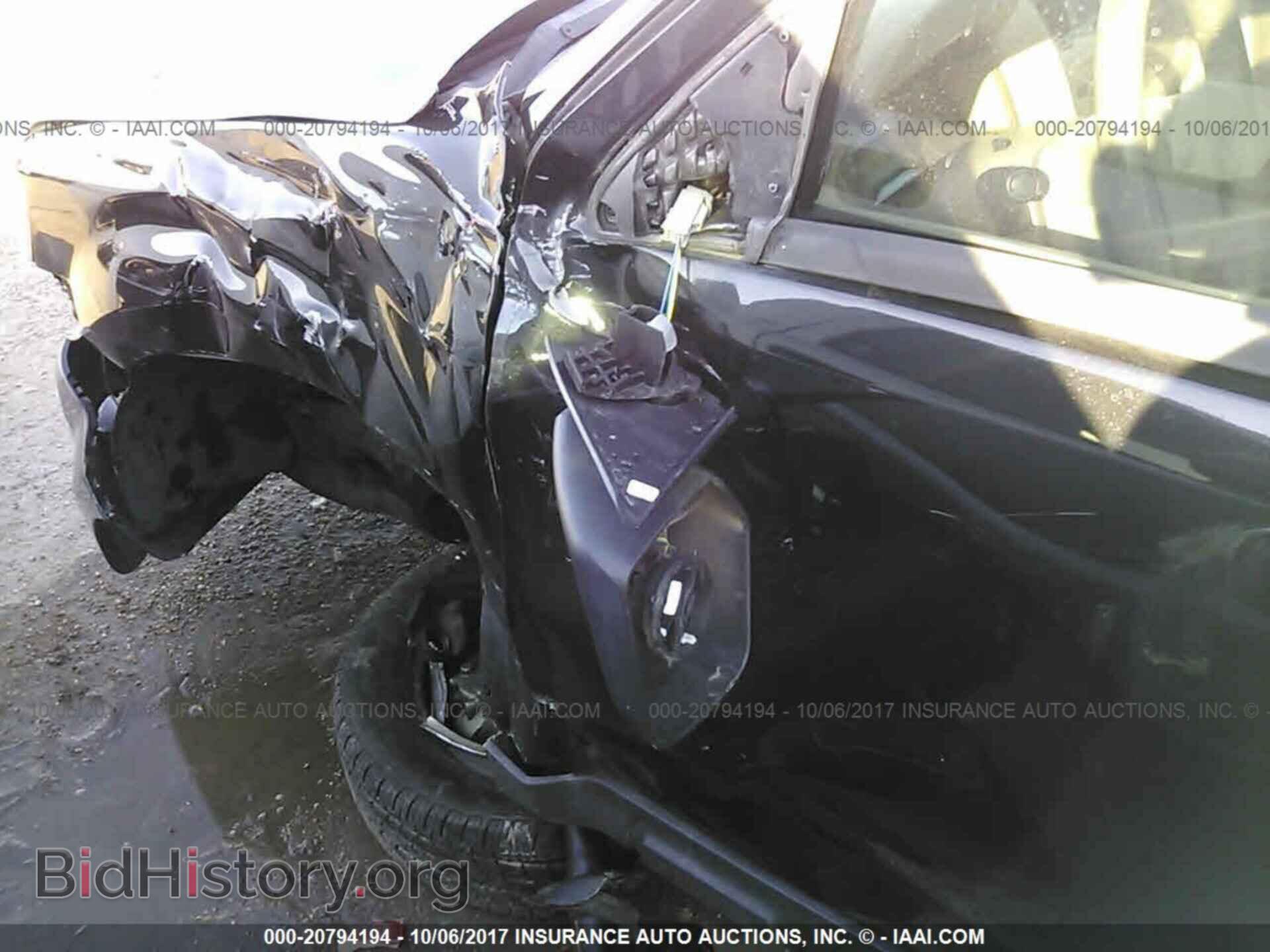 2011 Ford Escape - VIN: 1FMCU0DG1BKC23031 - Photo 6
