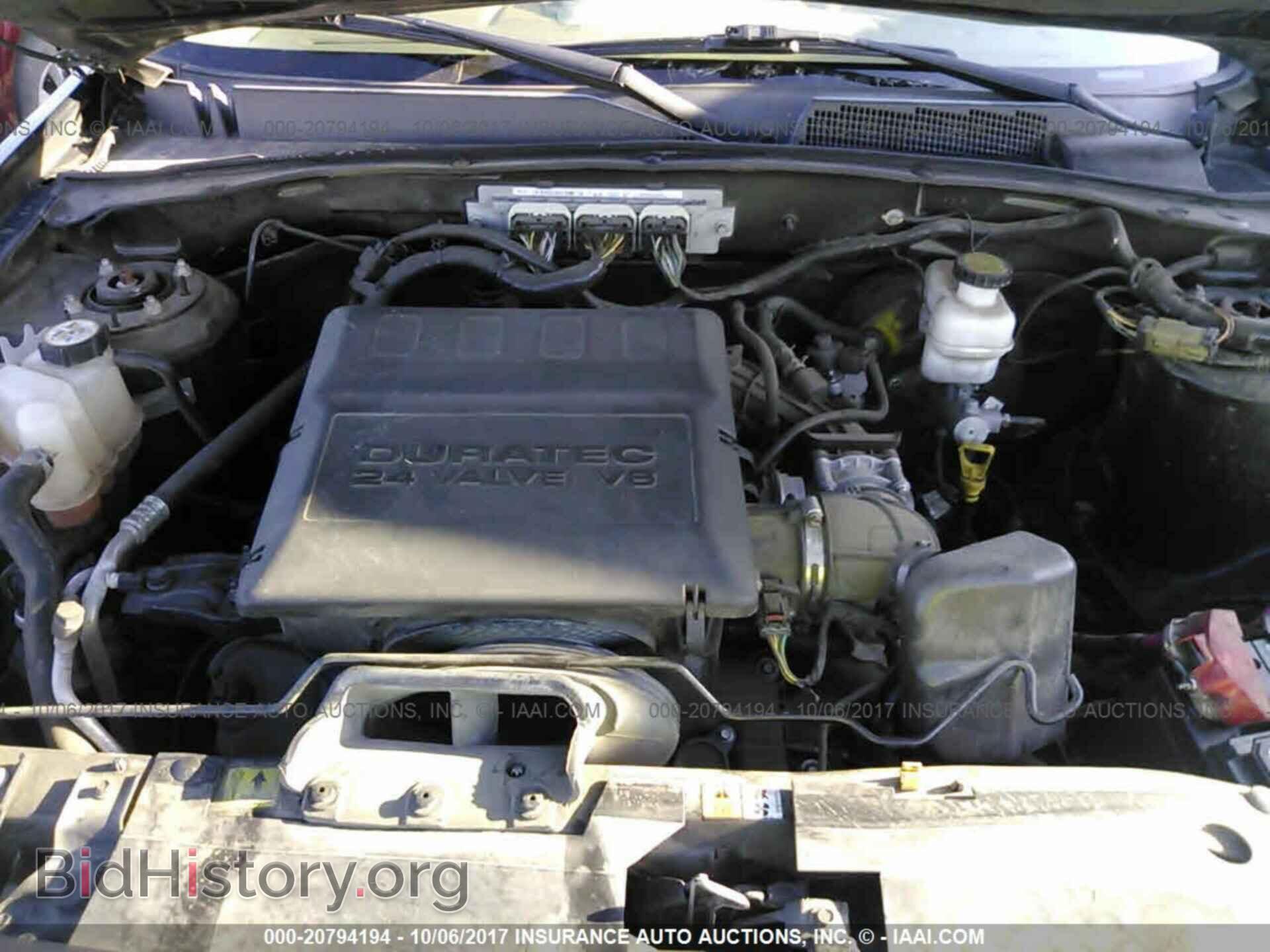 2011 Ford Escape - VIN: 1FMCU0DG1BKC23031 - Photo 10