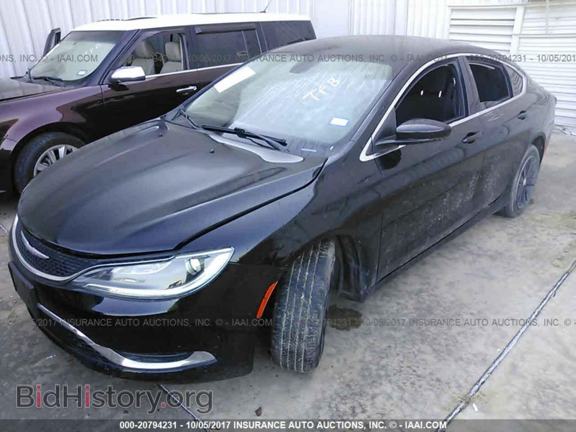 2015 Chrysler 200 - VIN: 1C3CCCAB8FN738988 - Photo 2