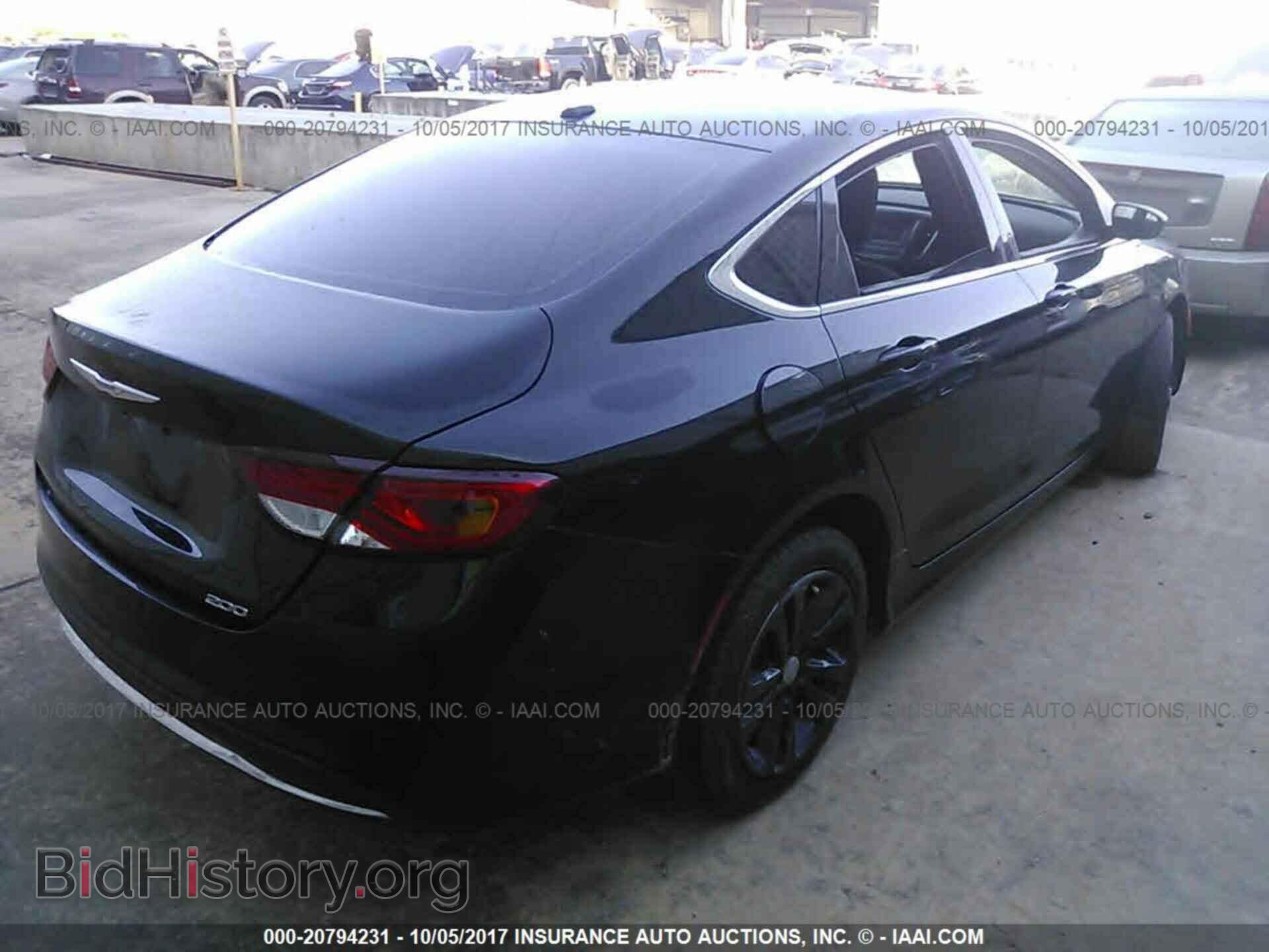 2015 Chrysler 200 - VIN: 1C3CCCAB8FN738988 - Photo 4