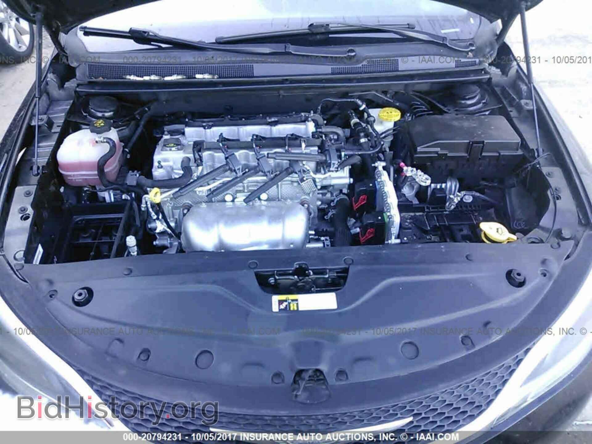 2015 Chrysler 200 - VIN: 1C3CCCAB8FN738988 - Photo 10