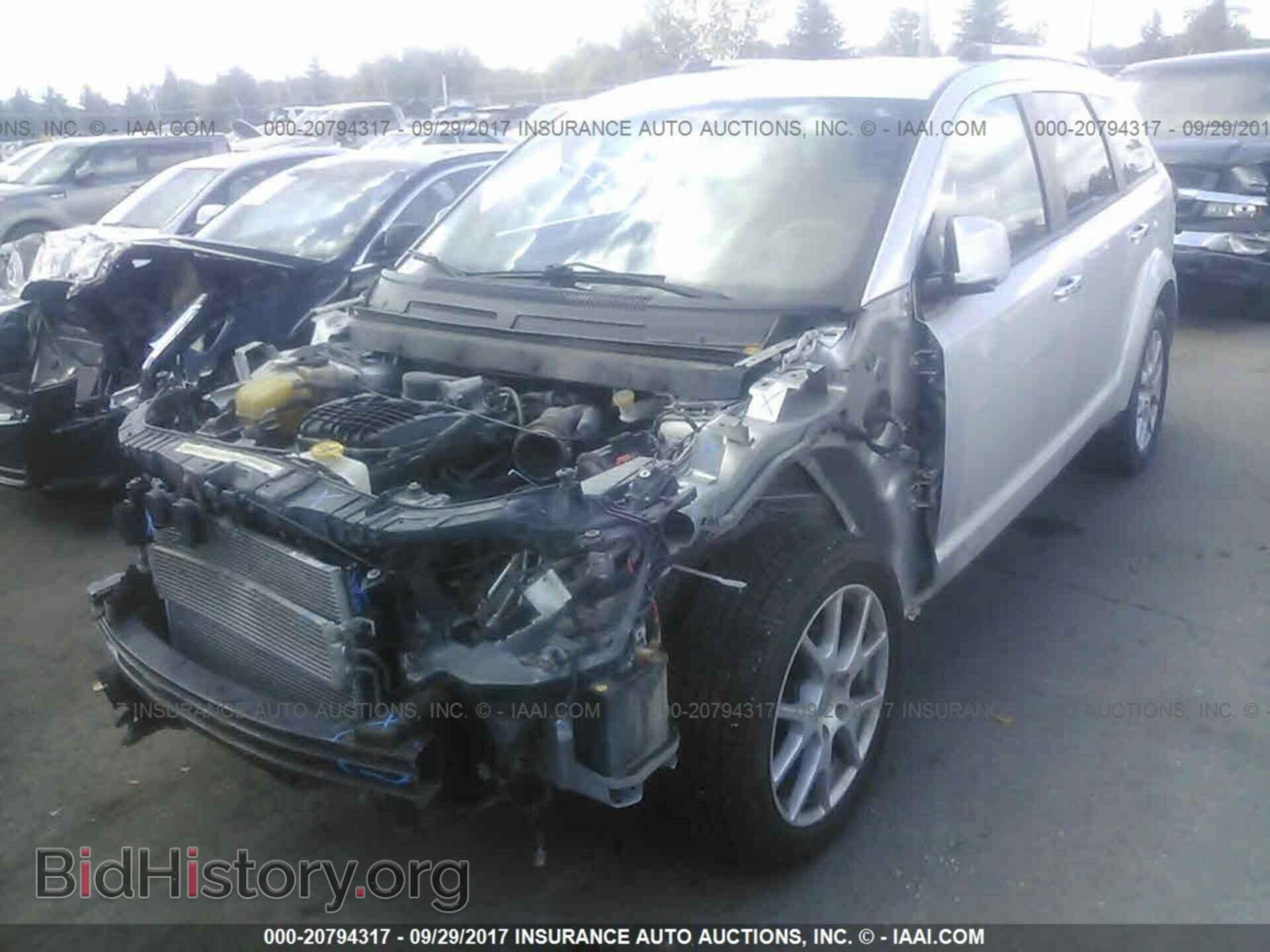 2011 Dodge Journey - VIN: 3D4PG3FG2BT507281 - Photo 2