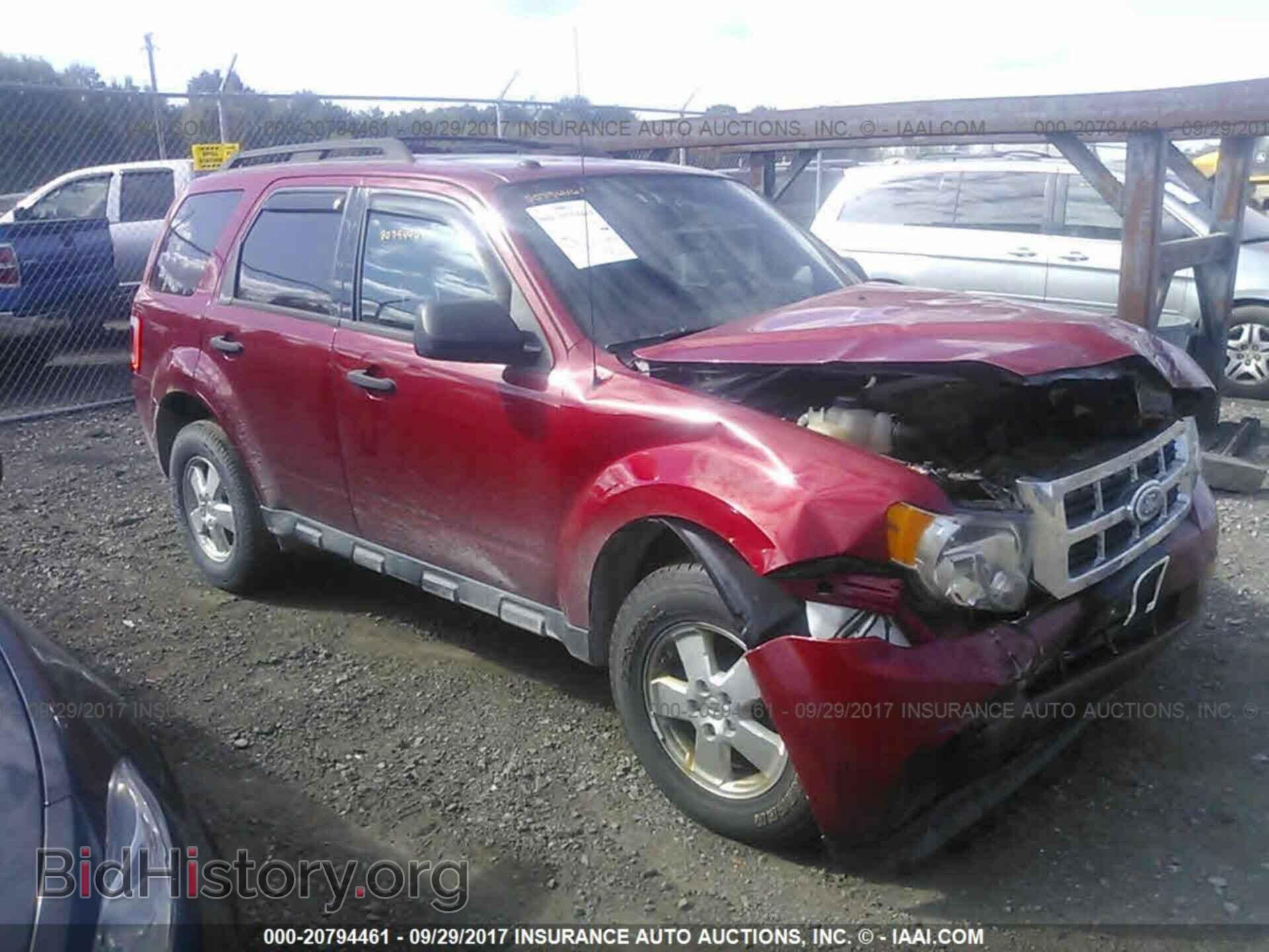 Photo 1FMCU9DG0BKB69337 - Ford Escape 2011