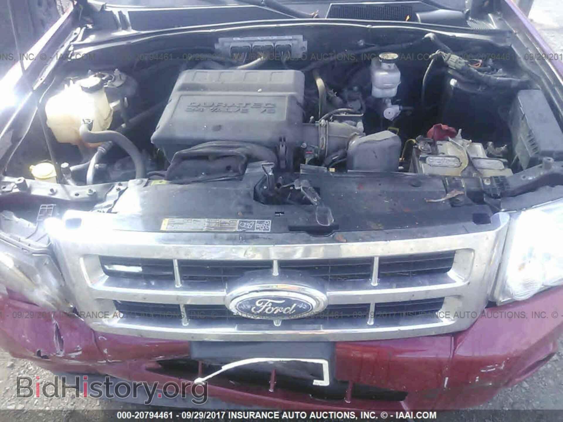 2011 Ford Escape - VIN: 1FMCU9DG0BKB69337 - Photo 10