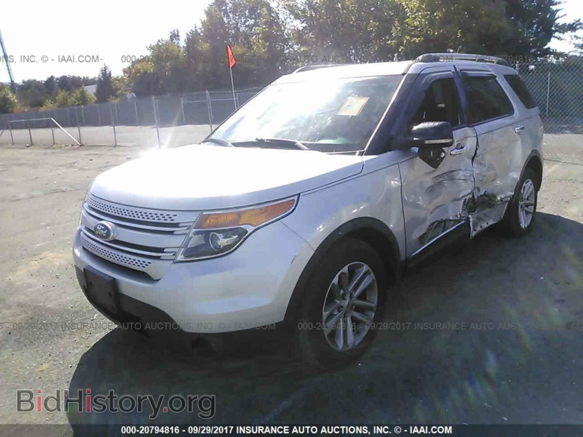 2012 Ford Explorer - VIN: 1FMHK7D9XCGA03218 - Фото 2