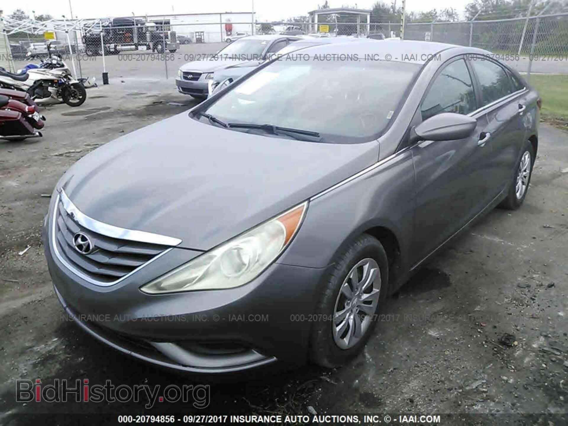 2012 Hyundai Sonata - VIN: 5NPEB4AC8CH319654 - Фото 2