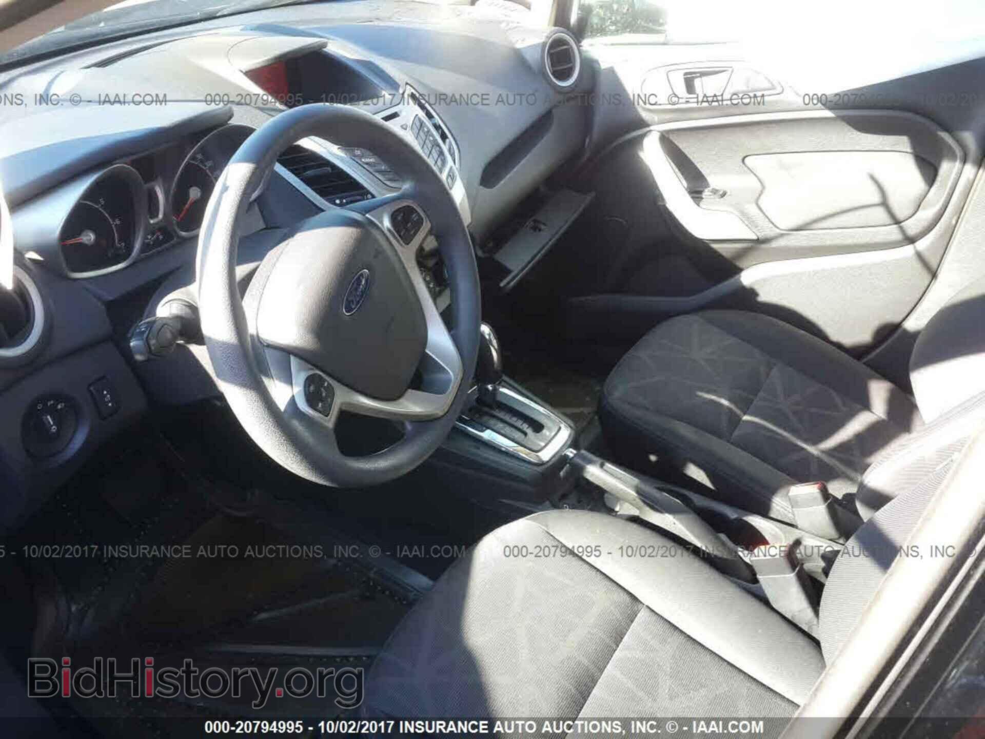 2012 Ford Fiesta - VIN: 3FADP4EJ5CM110149 - Photo 5