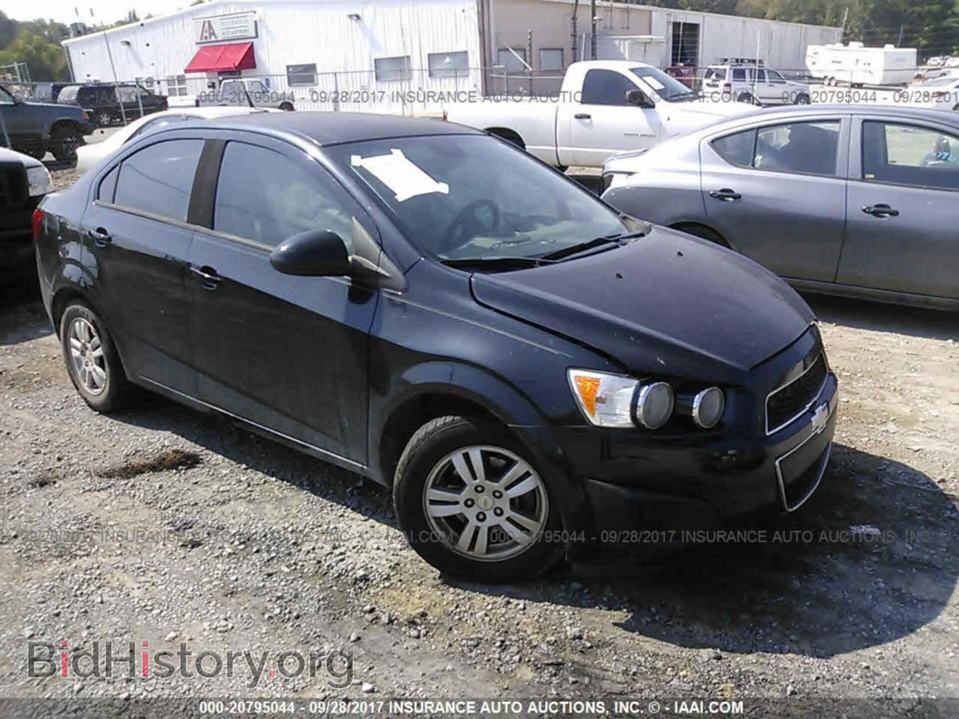 Photo 1G1JA5SH5C4113496 - Chevrolet Sonic 2012