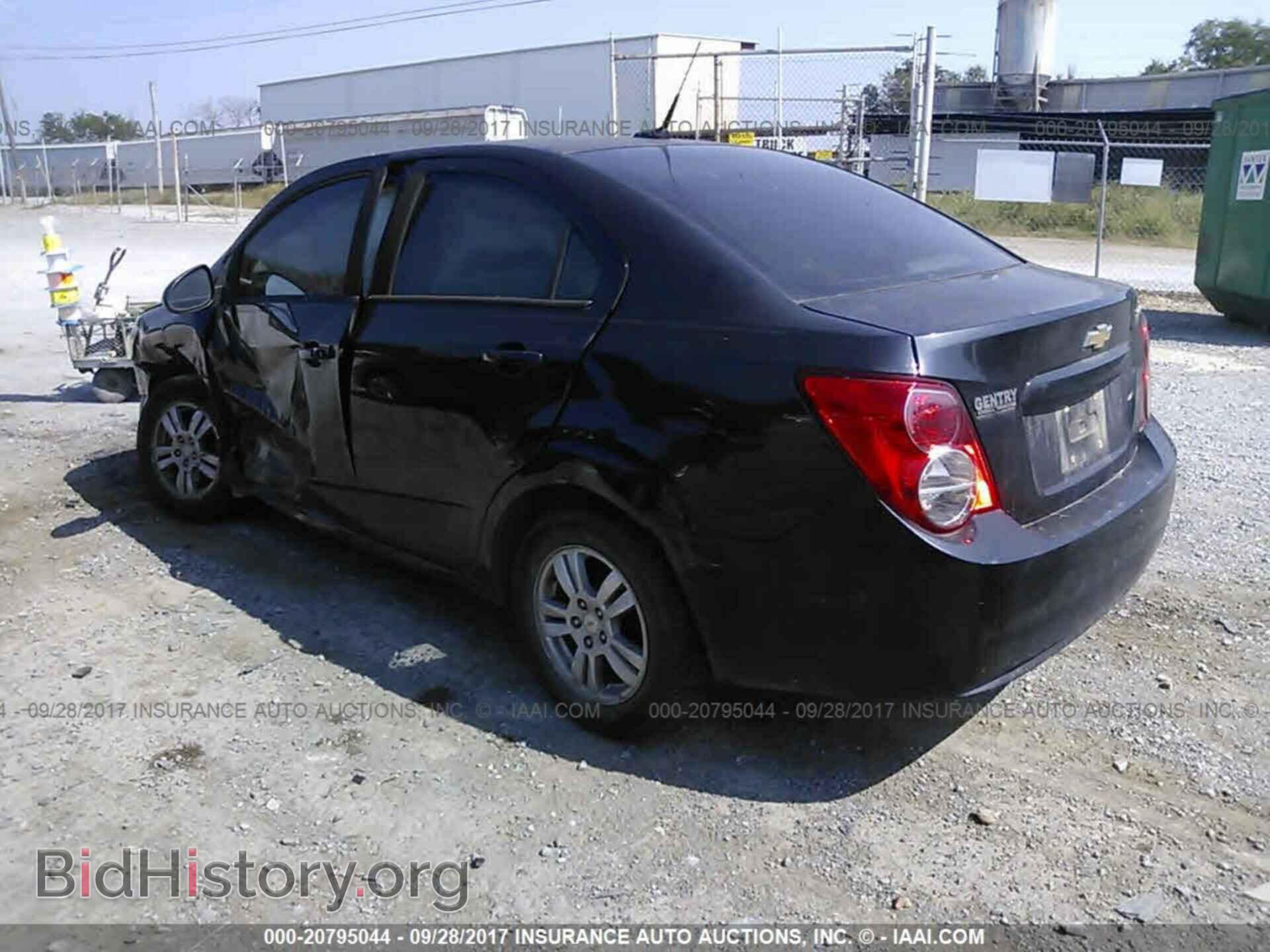 2012 Chevrolet Sonic - VIN: 1G1JA5SH5C4113496 - Фото 3