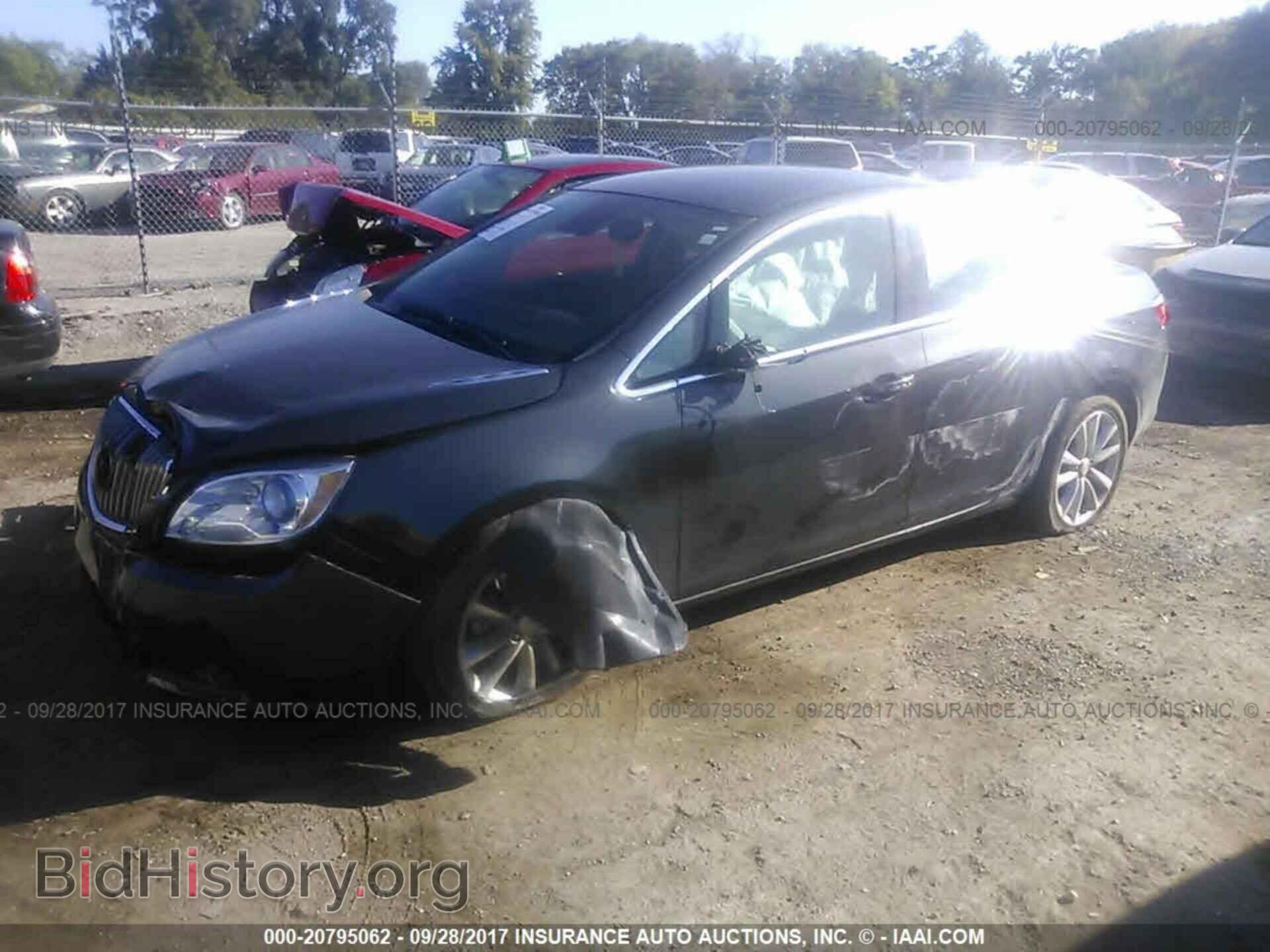 2014 Buick Verano - VIN: 1G4PR5SK9E4212231 - Фото 2