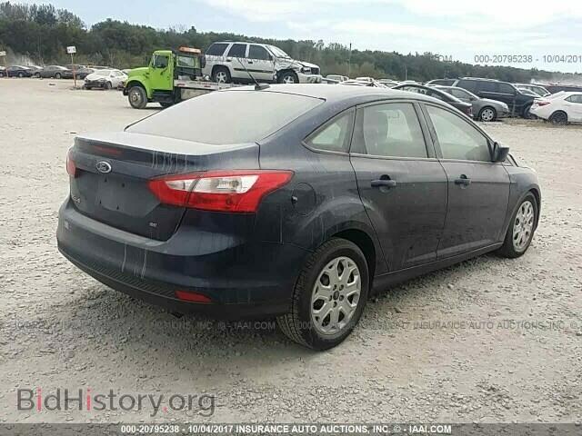 2012 Ford Focus - VIN: 1FAHP3F27CL157445 - Photo 4