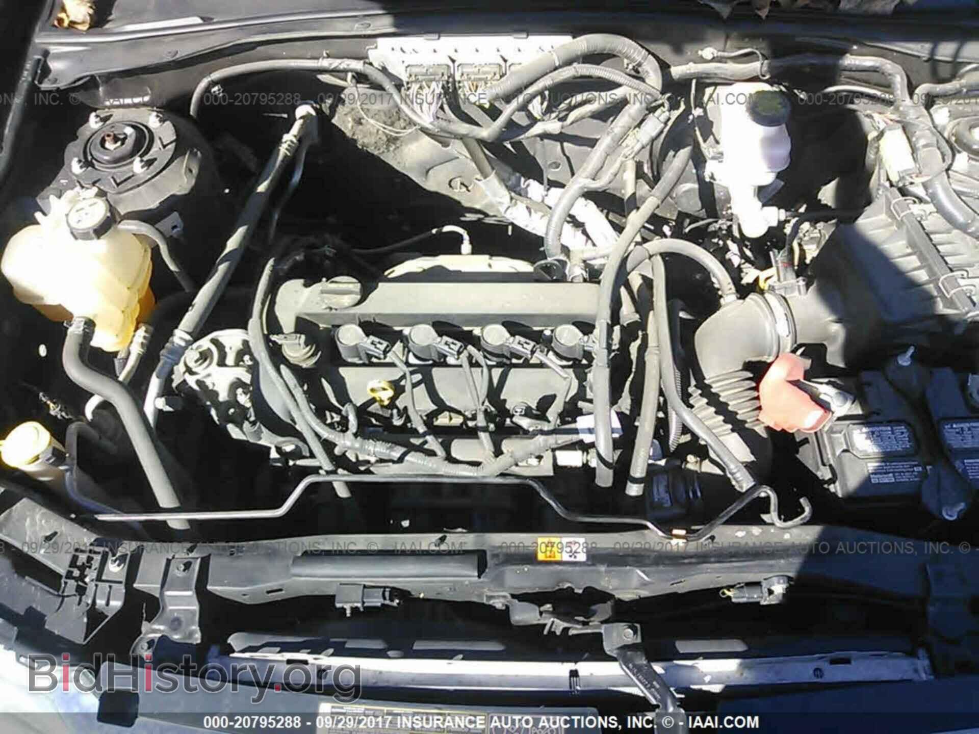 2011 Ford Escape - VIN: 1FMCU0C74BKA04713 - Фото 10