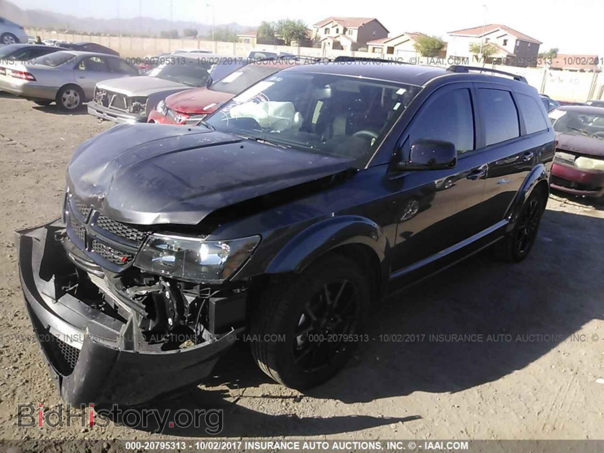 2017 Dodge Journey - VIN: 3C4PDCEG7HT614634 - Photo 2