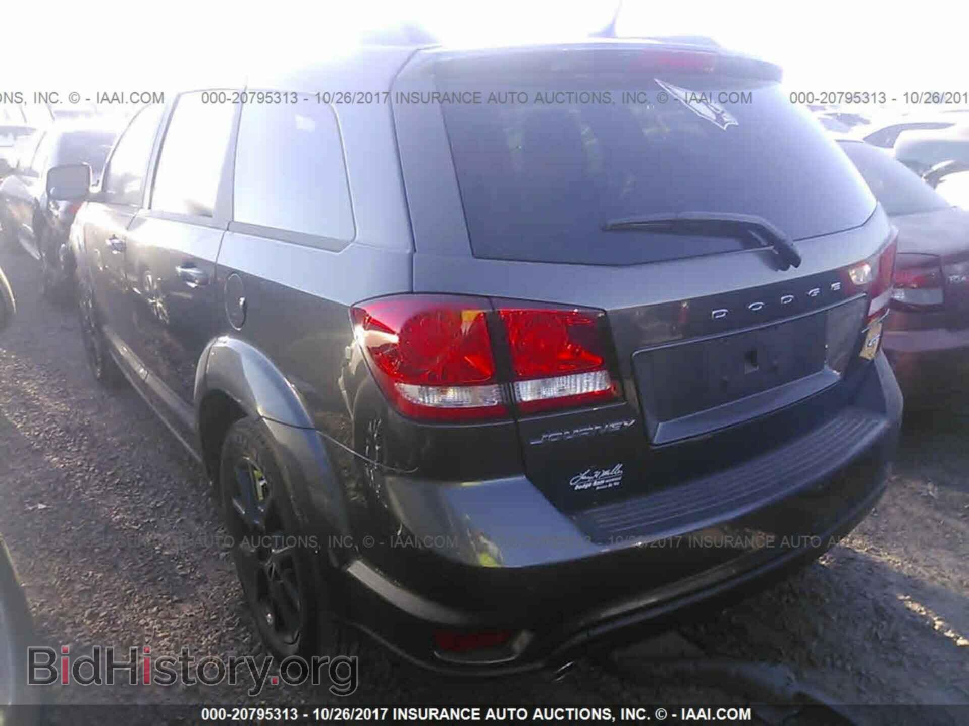 2017 Dodge Journey - VIN: 3C4PDCEG7HT614634 - Photo 3