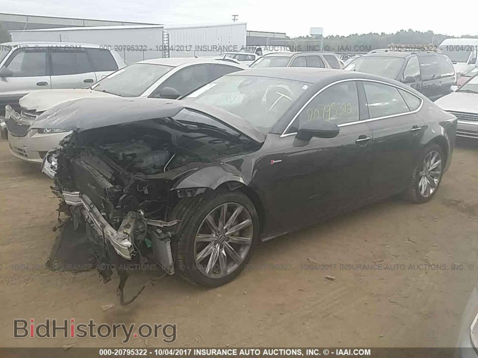 2013 Audi A7 - VIN: WAU2GAFC2DN144067 - Photo 2