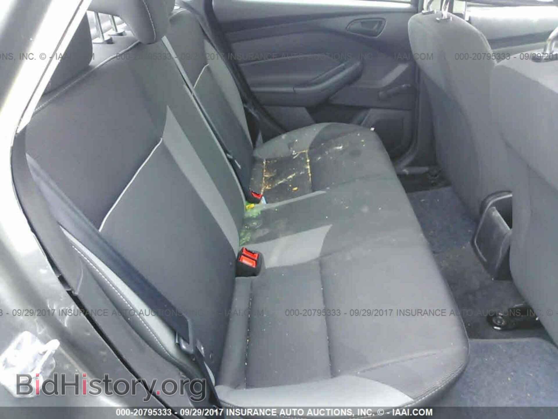 2012 Ford Focus - VIN: 1FAHP3E22CL294553 - Photo 8