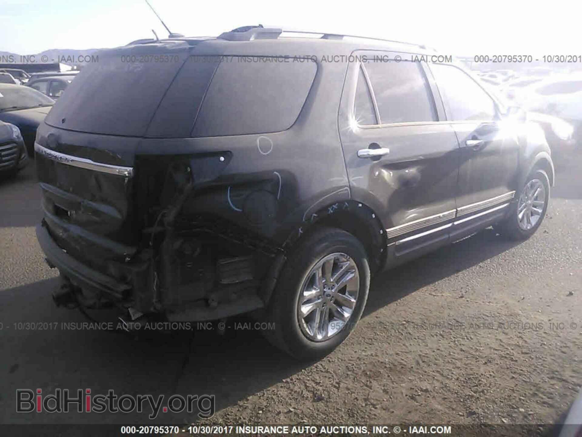 2014 Ford Explorer - VIN: 1FM5K7D82EGC48088 - Photo 4