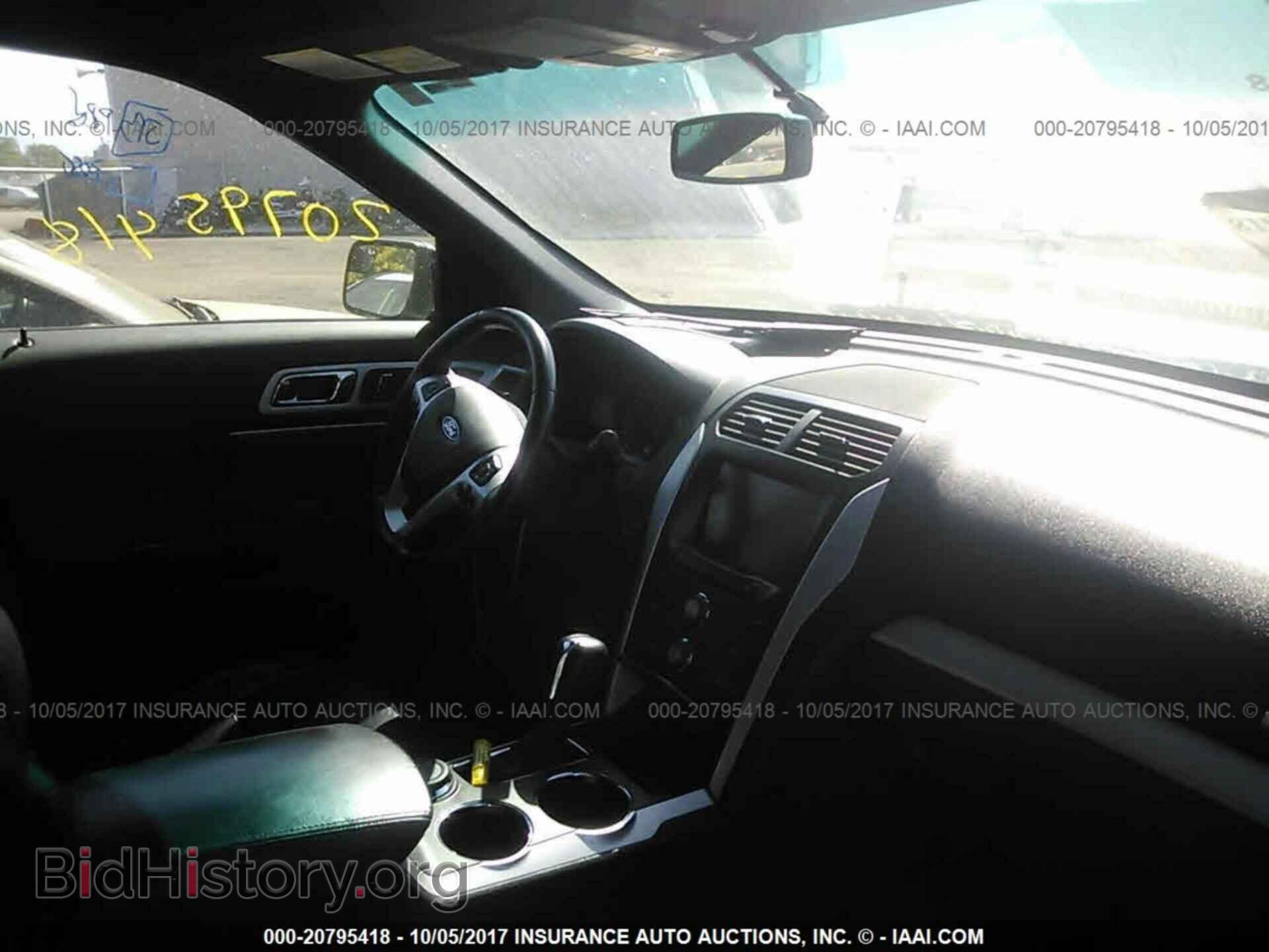 2013 Ford Explorer - VIN: 1FM5K8D81DGC10680 - Photo 5