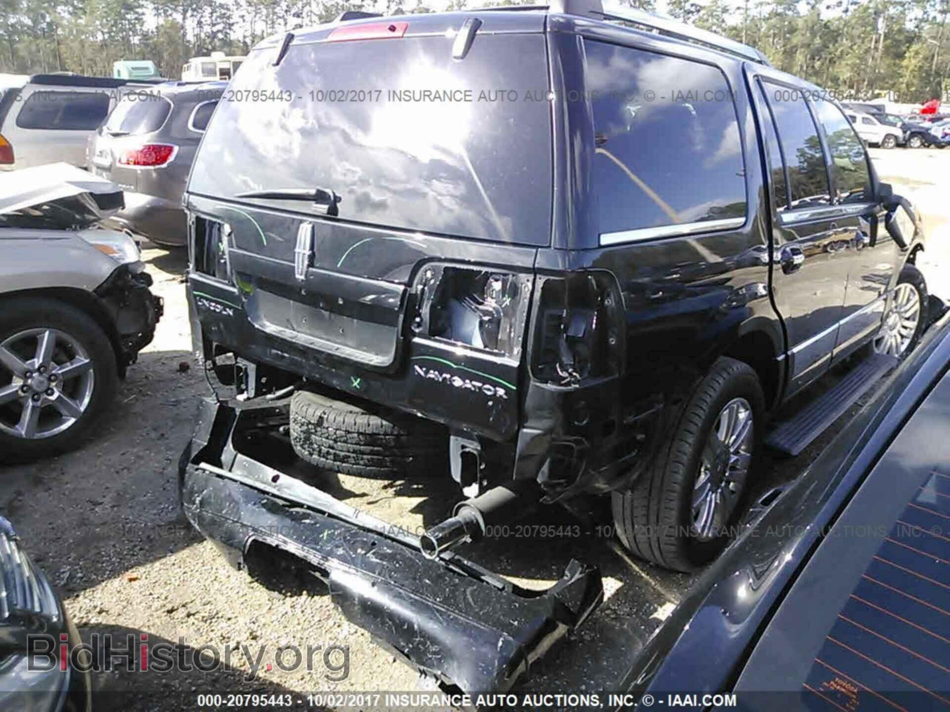 2012 Lincoln Navigator - VIN: 5LMJJ2J57CEL04191 - Фото 4
