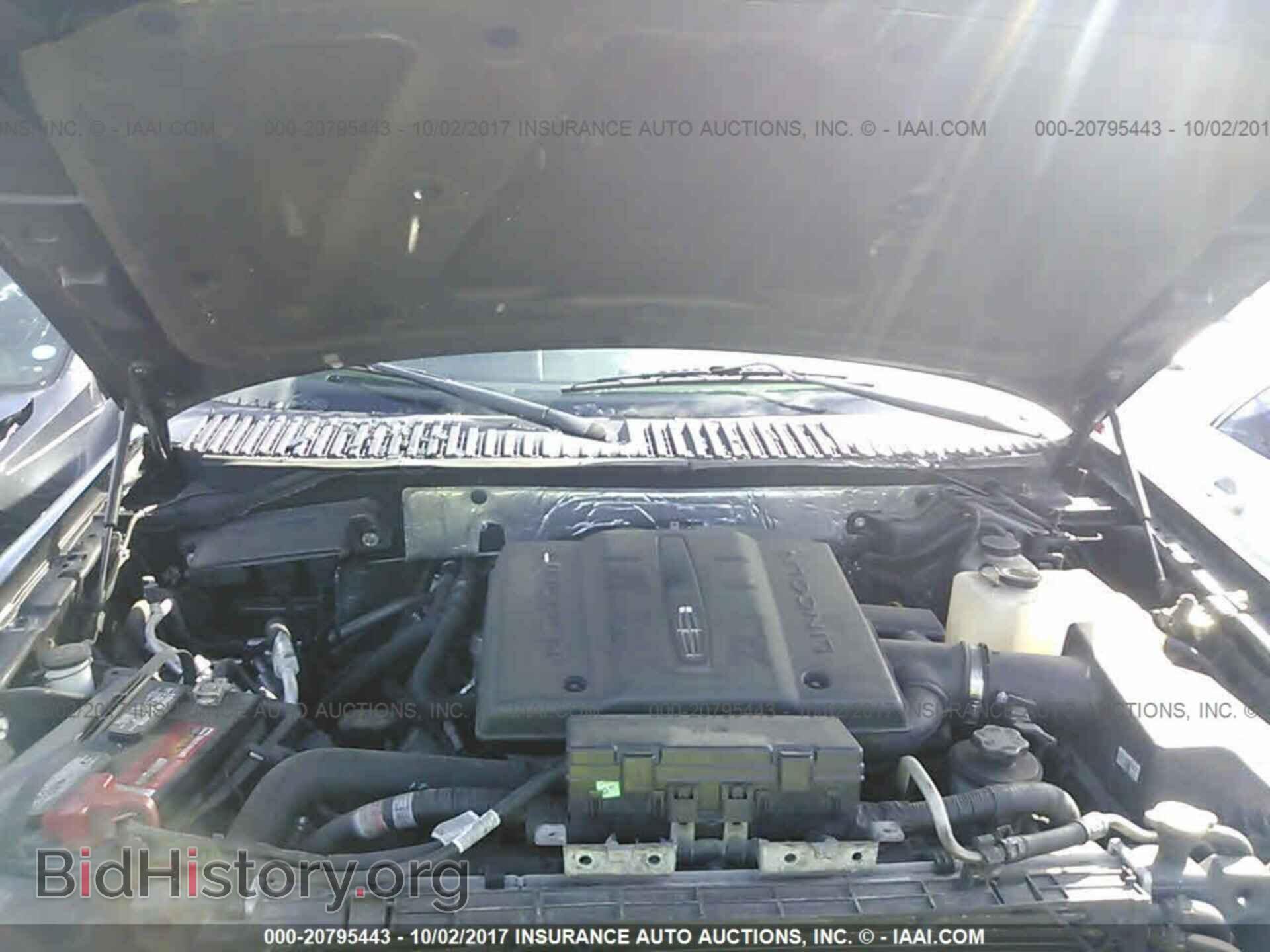 2012 Lincoln Navigator - VIN: 5LMJJ2J57CEL04191 - Фото 10