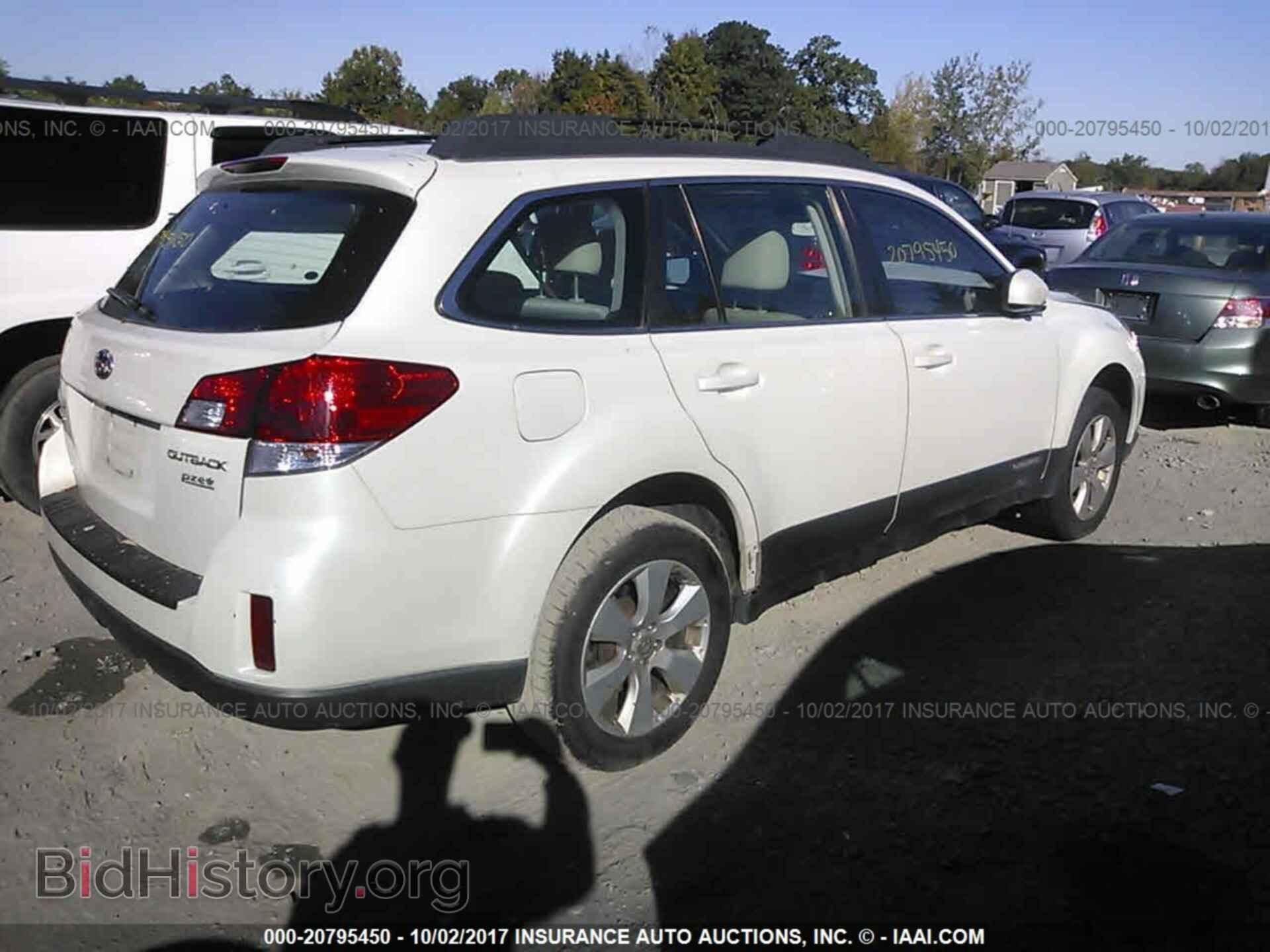 2012 Subaru Outback - VIN: 4S4BRBAC7C3239305 - Photo 4